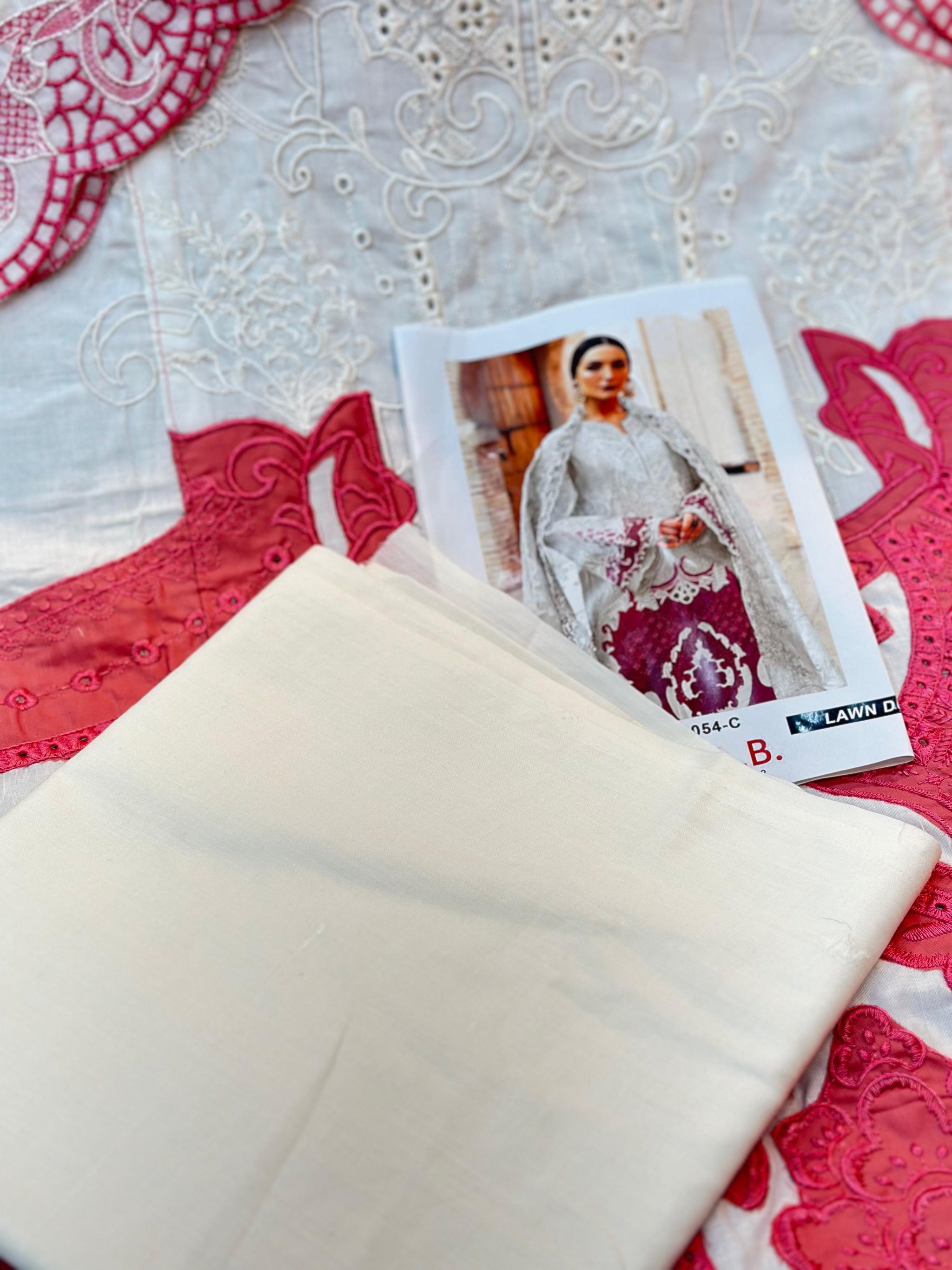 526 Maria-B Unstitched suit