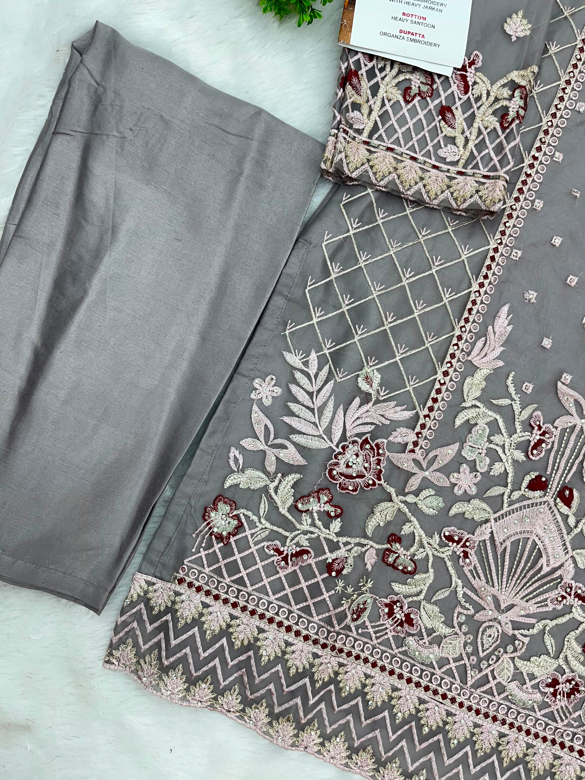 1143 Premium Pakistani Partywear - Grey