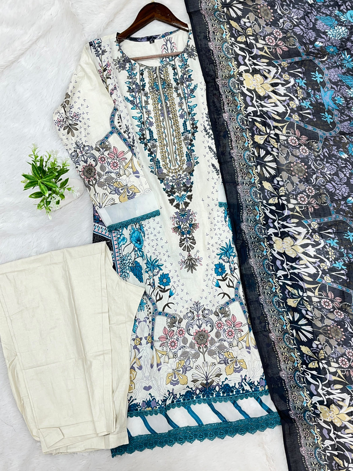 1451 Pakistani Embroidered Suit - Cream White