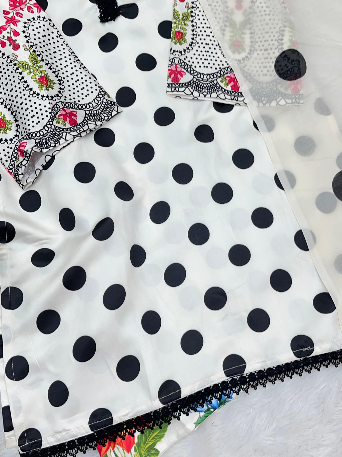 1355 Polka-Dot Floral Coordset