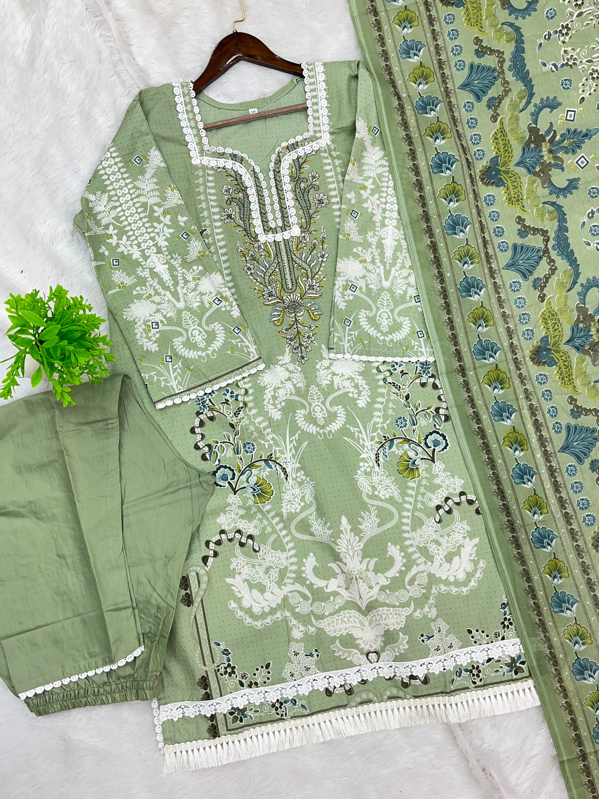 1295 Pakistani Embroidered Suit - Vandana Sobia Nazer