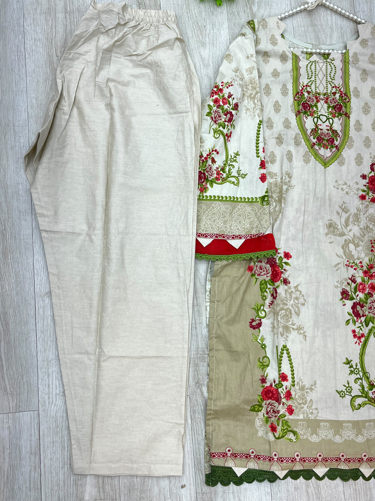1510 Pakistani Embroidered Suit