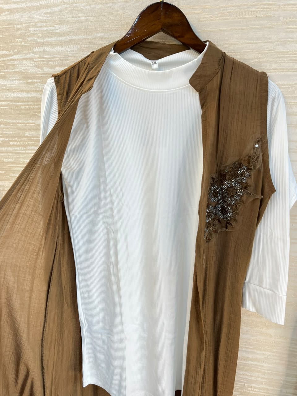 1191 Embroidered Shrug Coord Set - Mocha