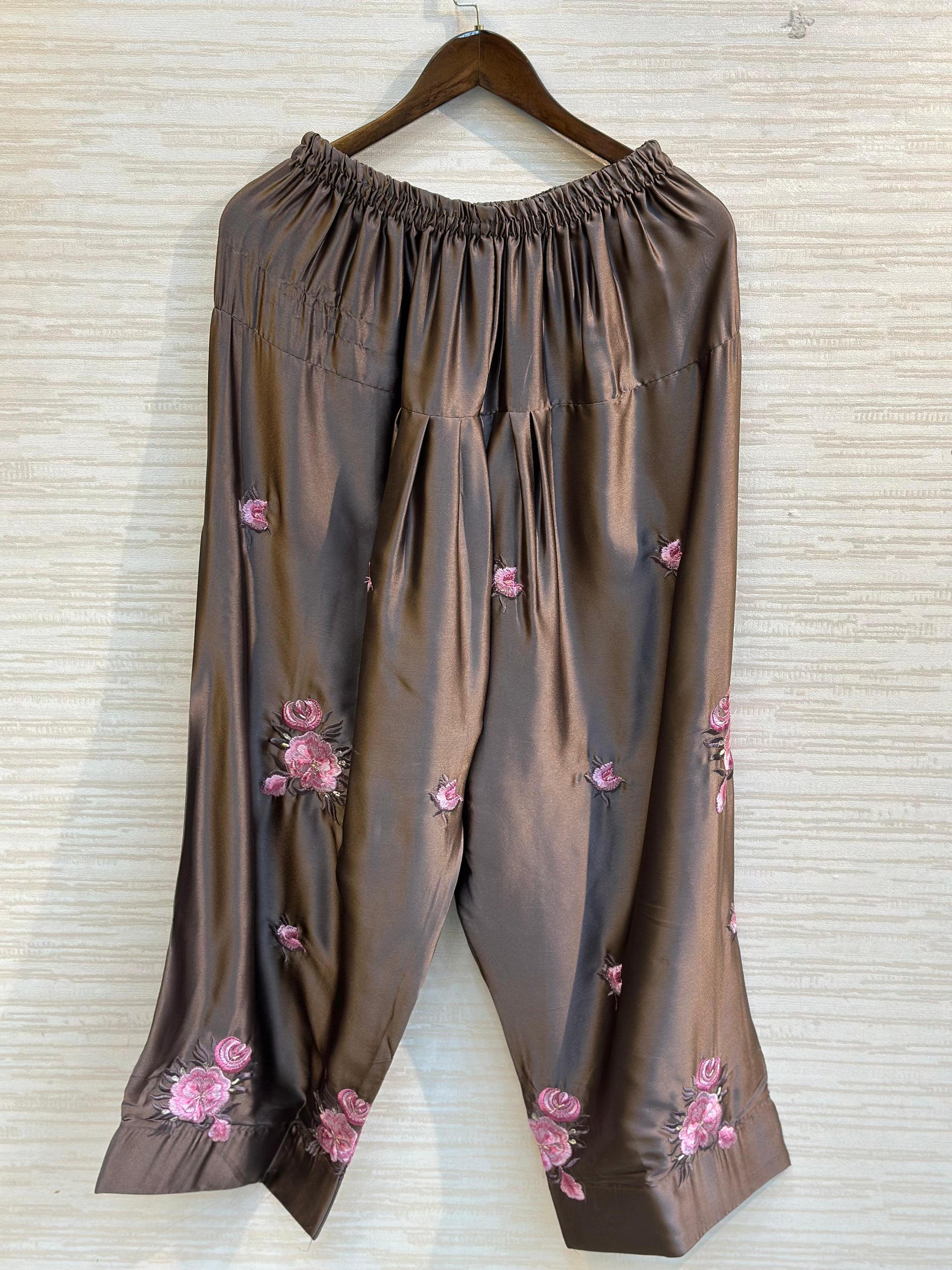 547 Pakistani Farshi Cordset