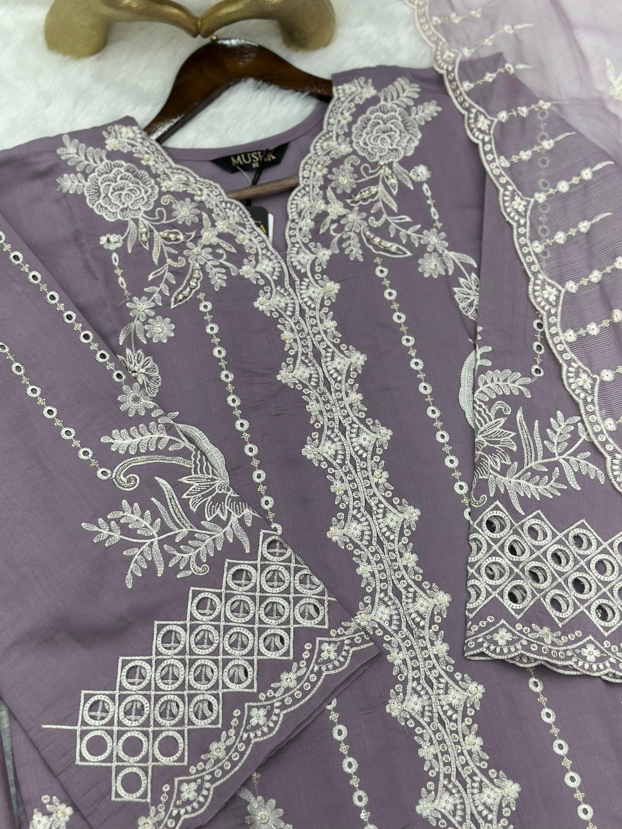 697 Pakistani Cut-Work Party-wear