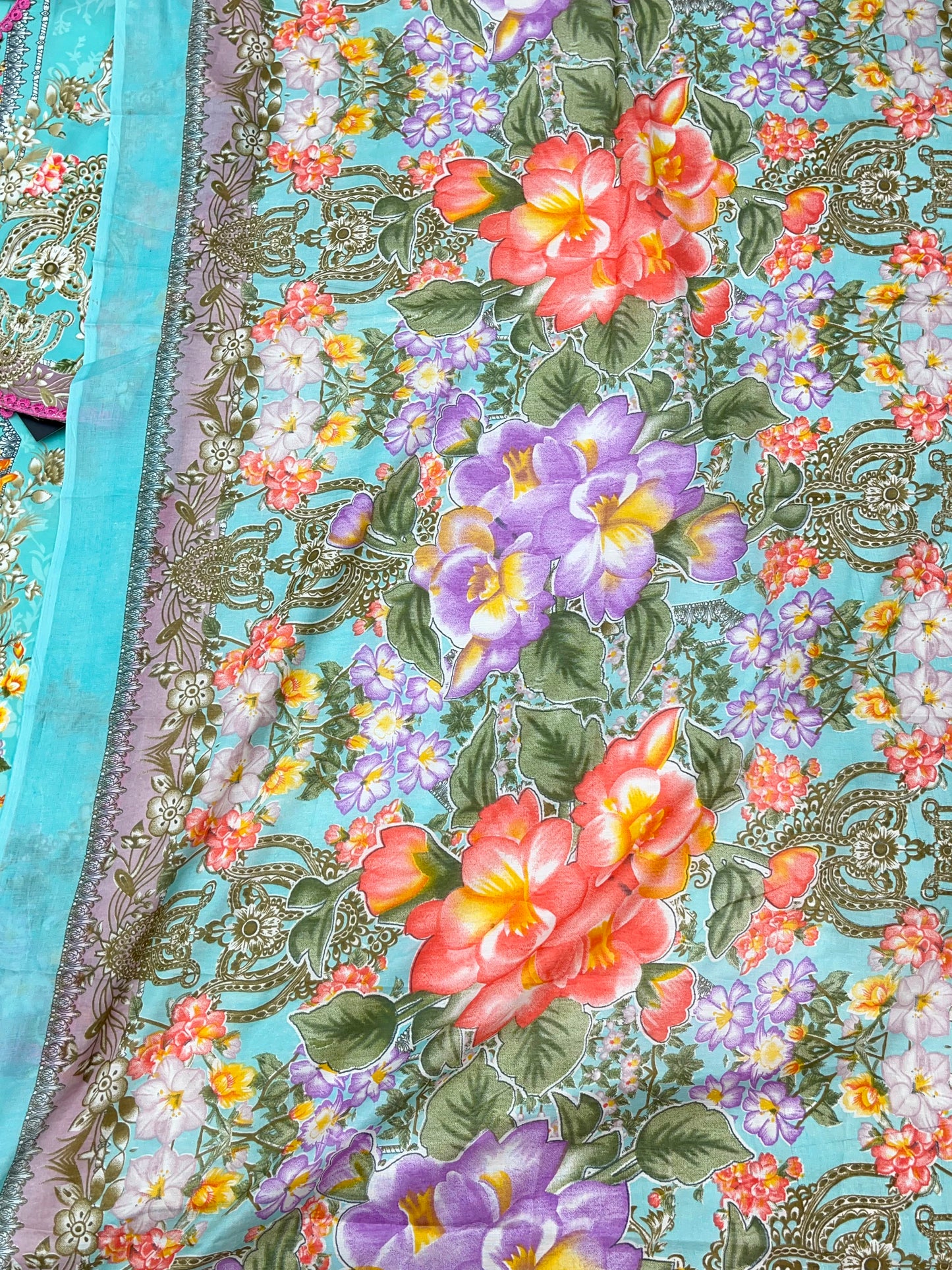 1310 Pakistani Embroidered Suit