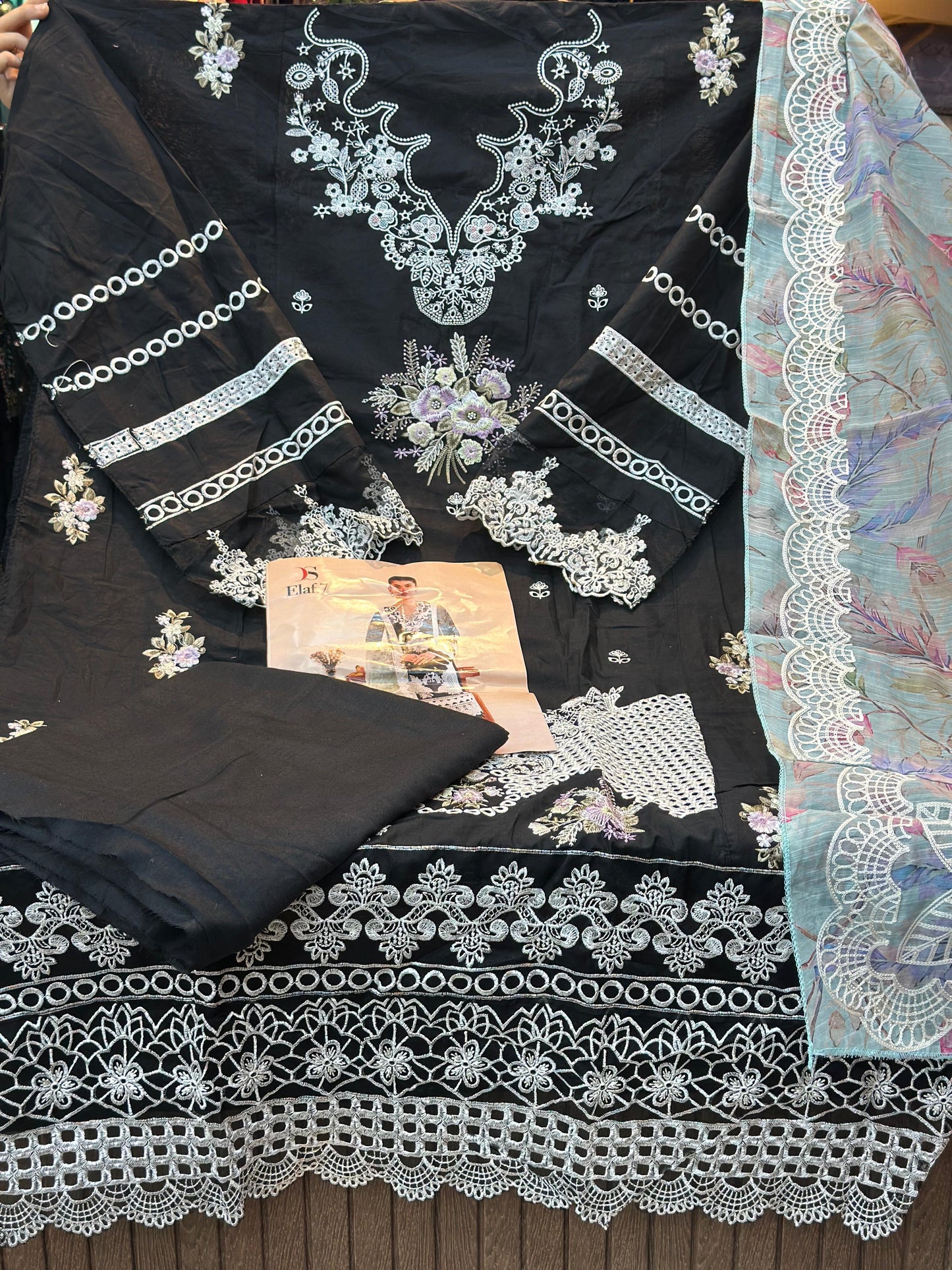 524 Elaf Unstitched suit