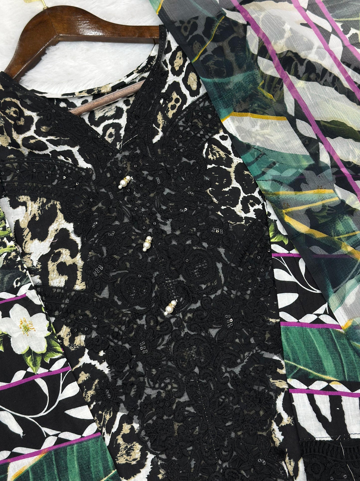 744 Readymade Jade Pakistani Floral Printed Lawn Suit - Cotton