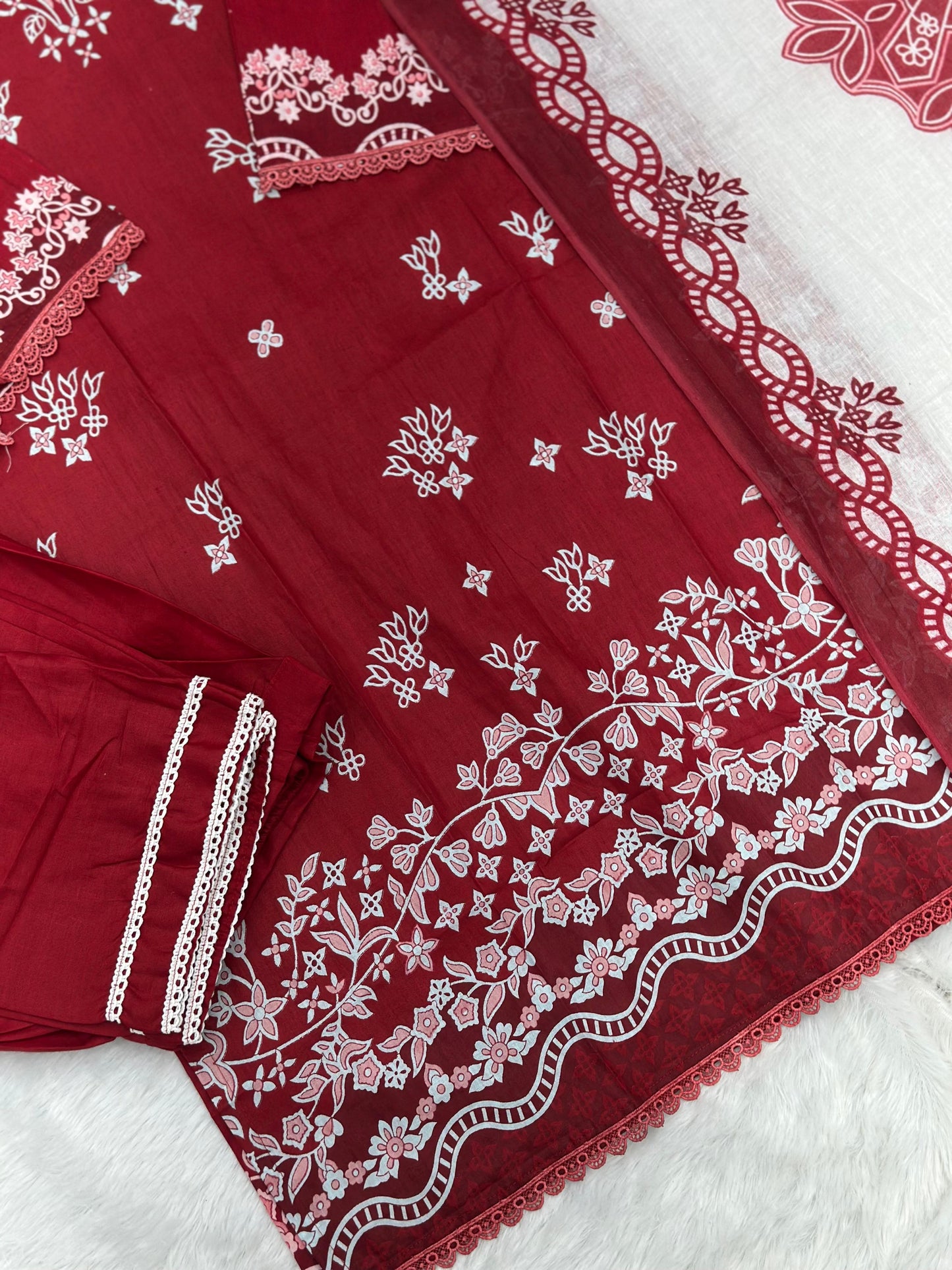 1070 Pakistani Printed Suit