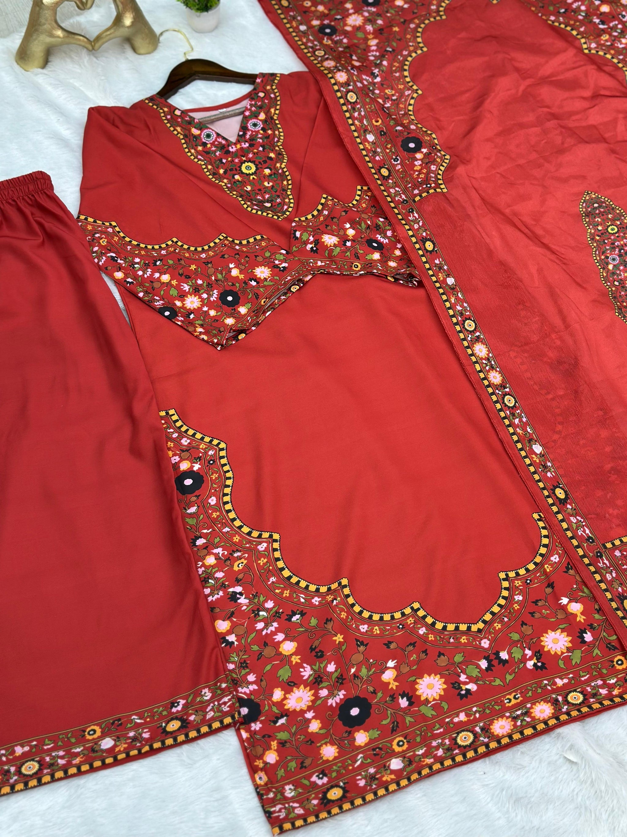 686 Pakistani Cordset