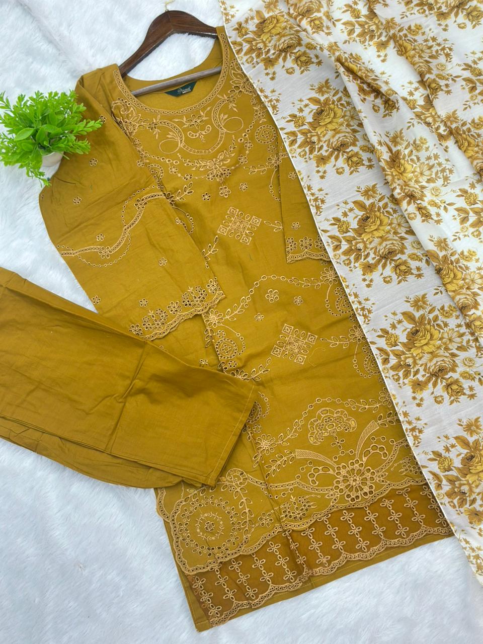 767 Readymade Pakistani Chikankari Suit