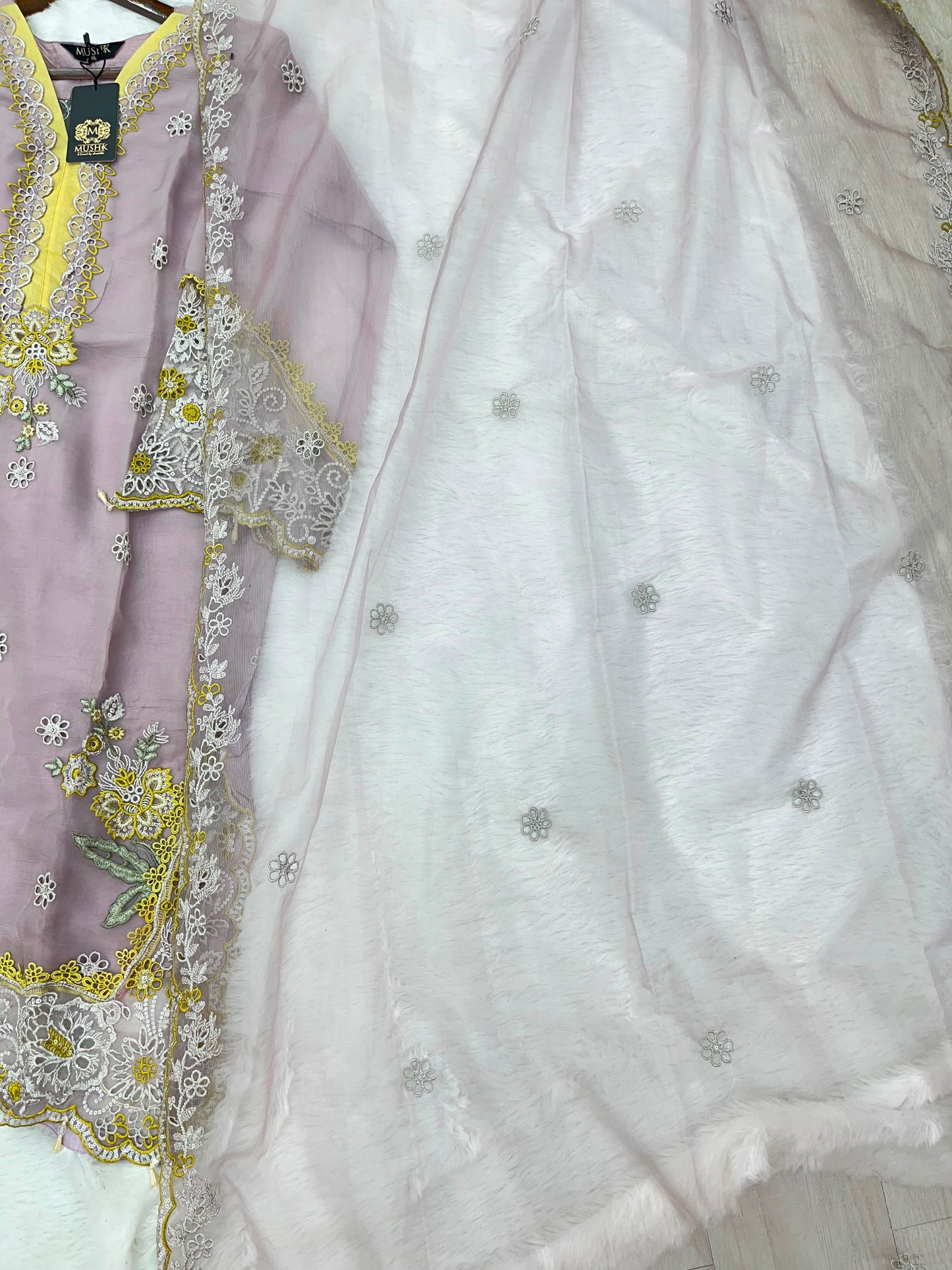 1144 Premium Pakistani Partywear - Lavender