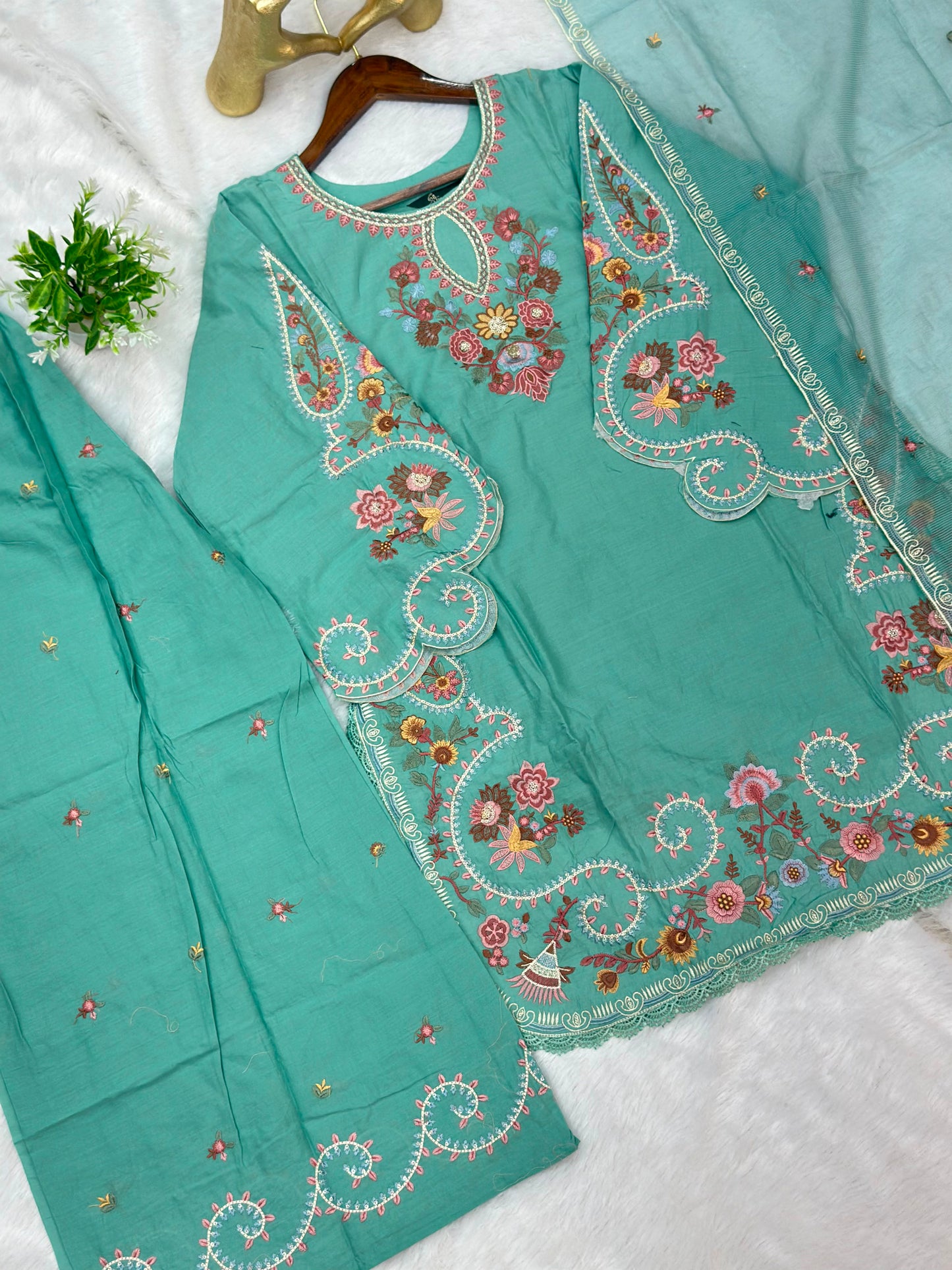 708 Pakistani Embroidery Coord set - Sea Green