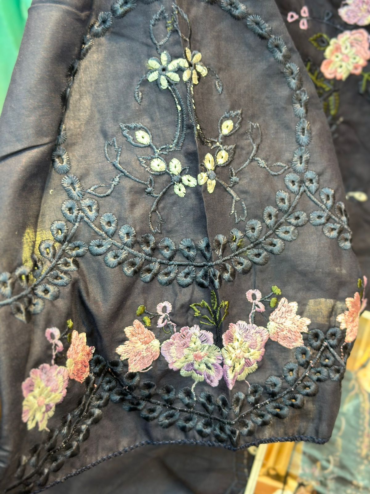 535 Maria-B Unstitched suit