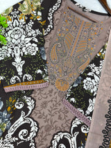 1046 Pakistani Embroidered Suit