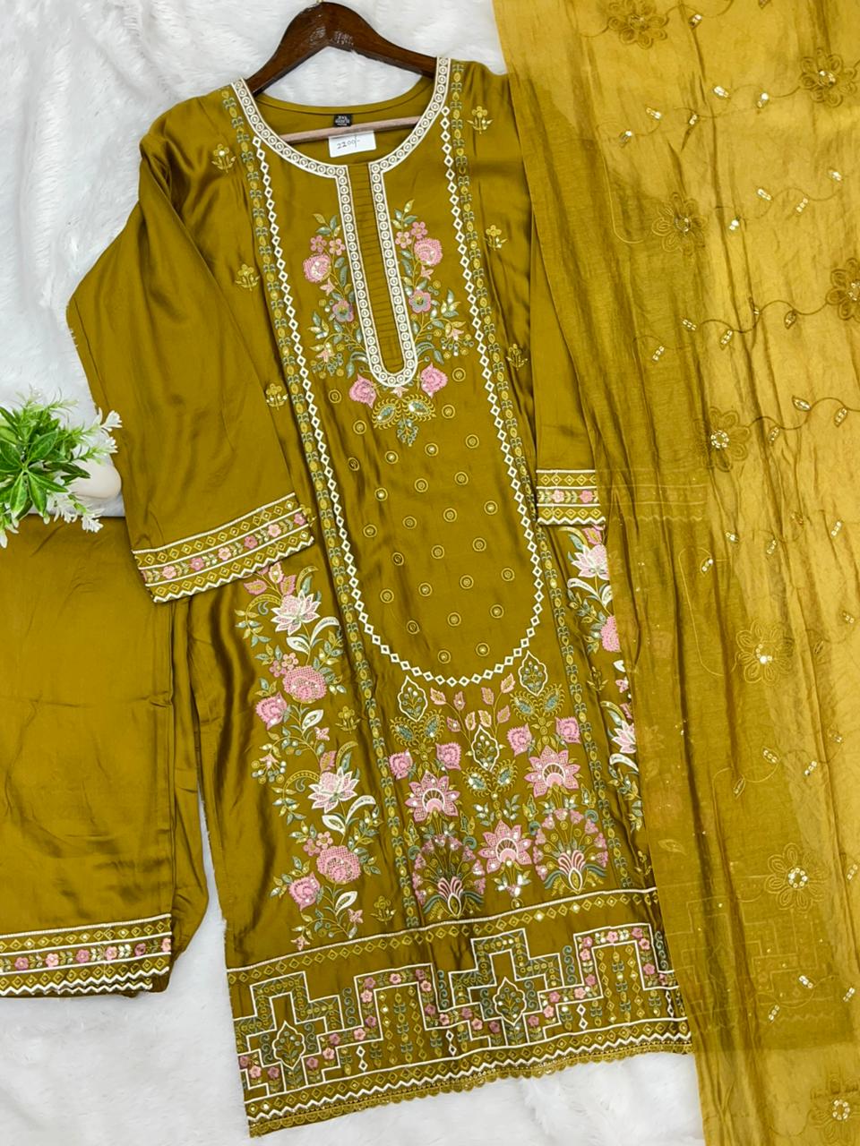 1371 Pakistani Embroidered Coordset - Mustard