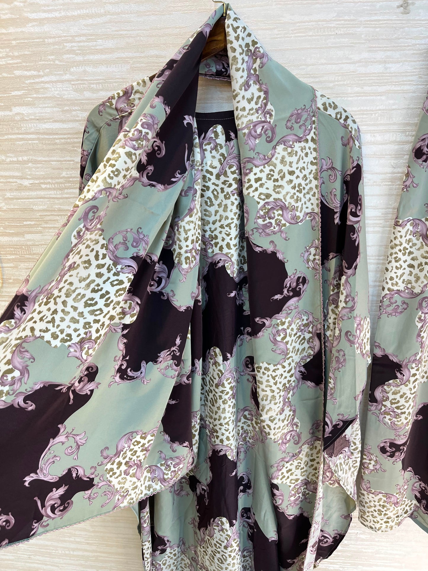1099 Floral Kaftan Coord Set - Sage Green
