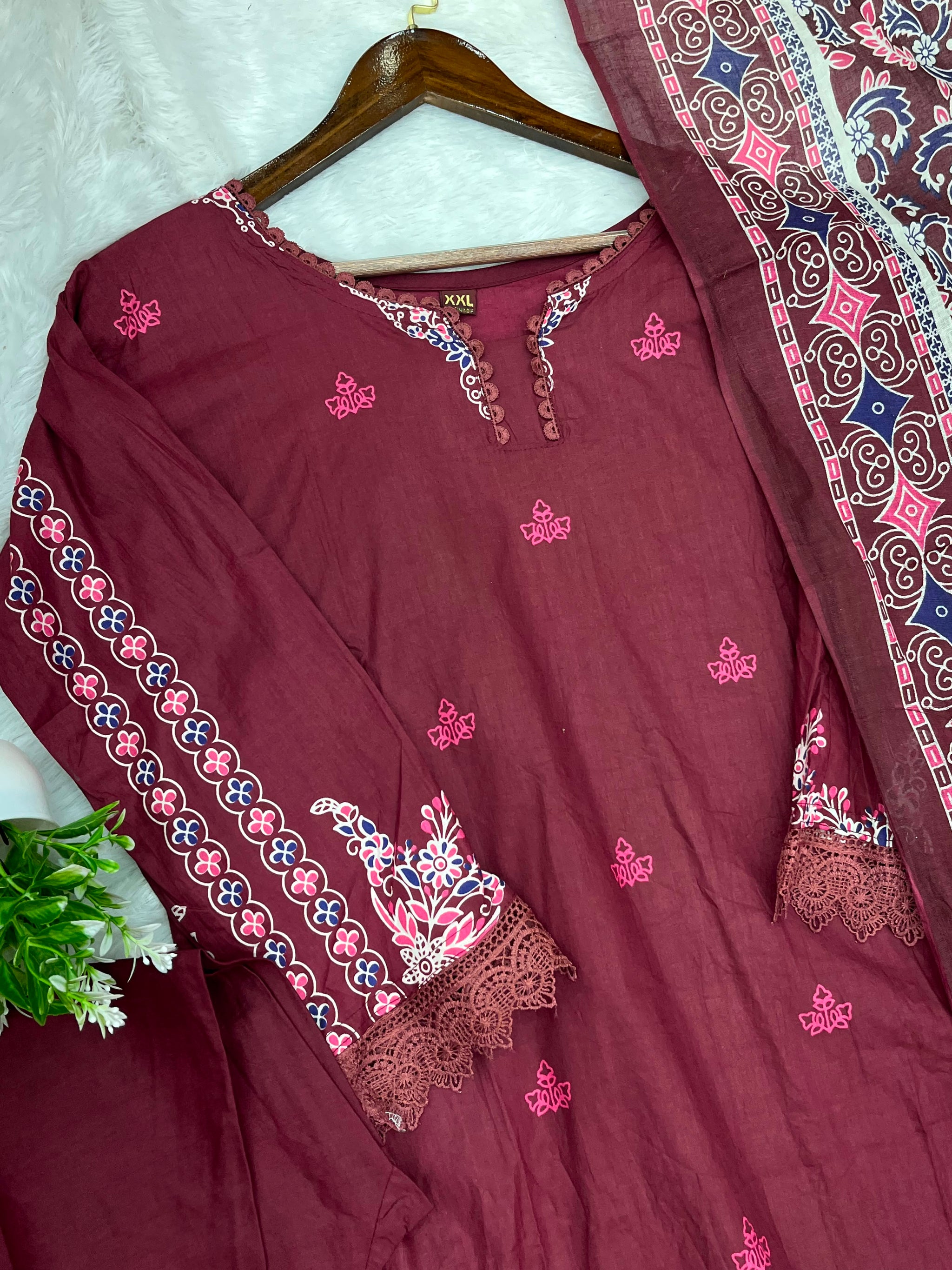 1249 Pakistani Printed Suit