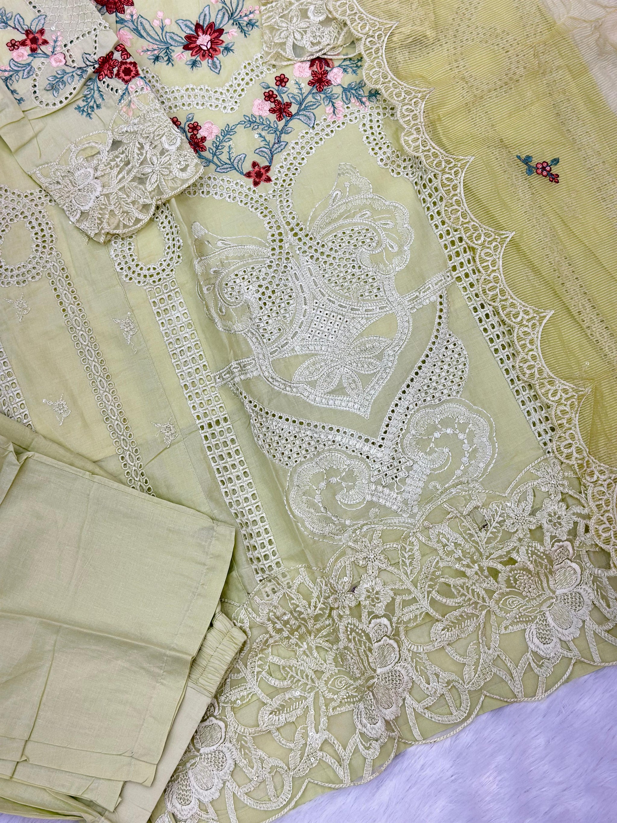 783 Readymade Pakistani Heavy Embroidered Lawn