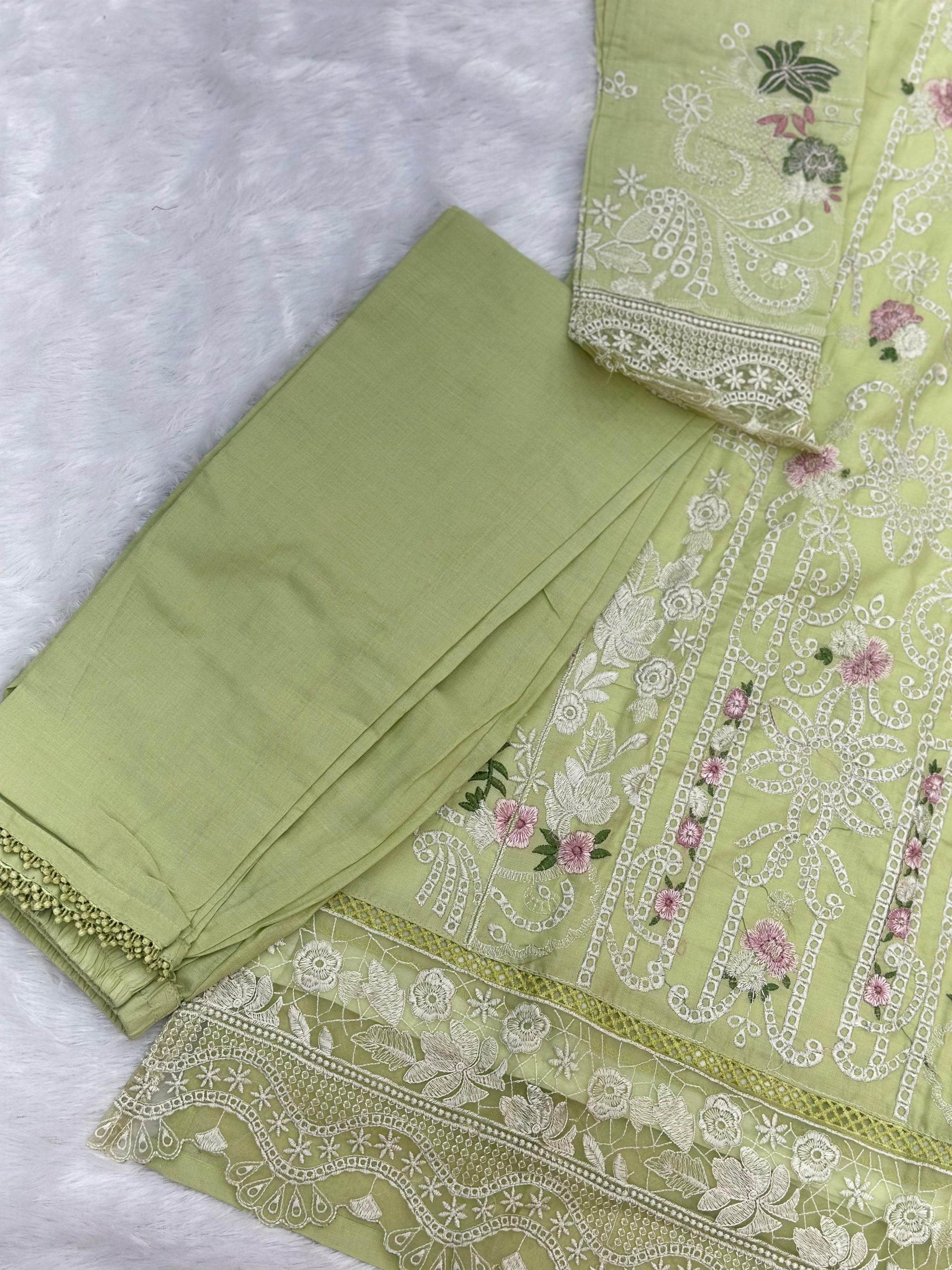 824 Pakistani Lawn Cotton Suit