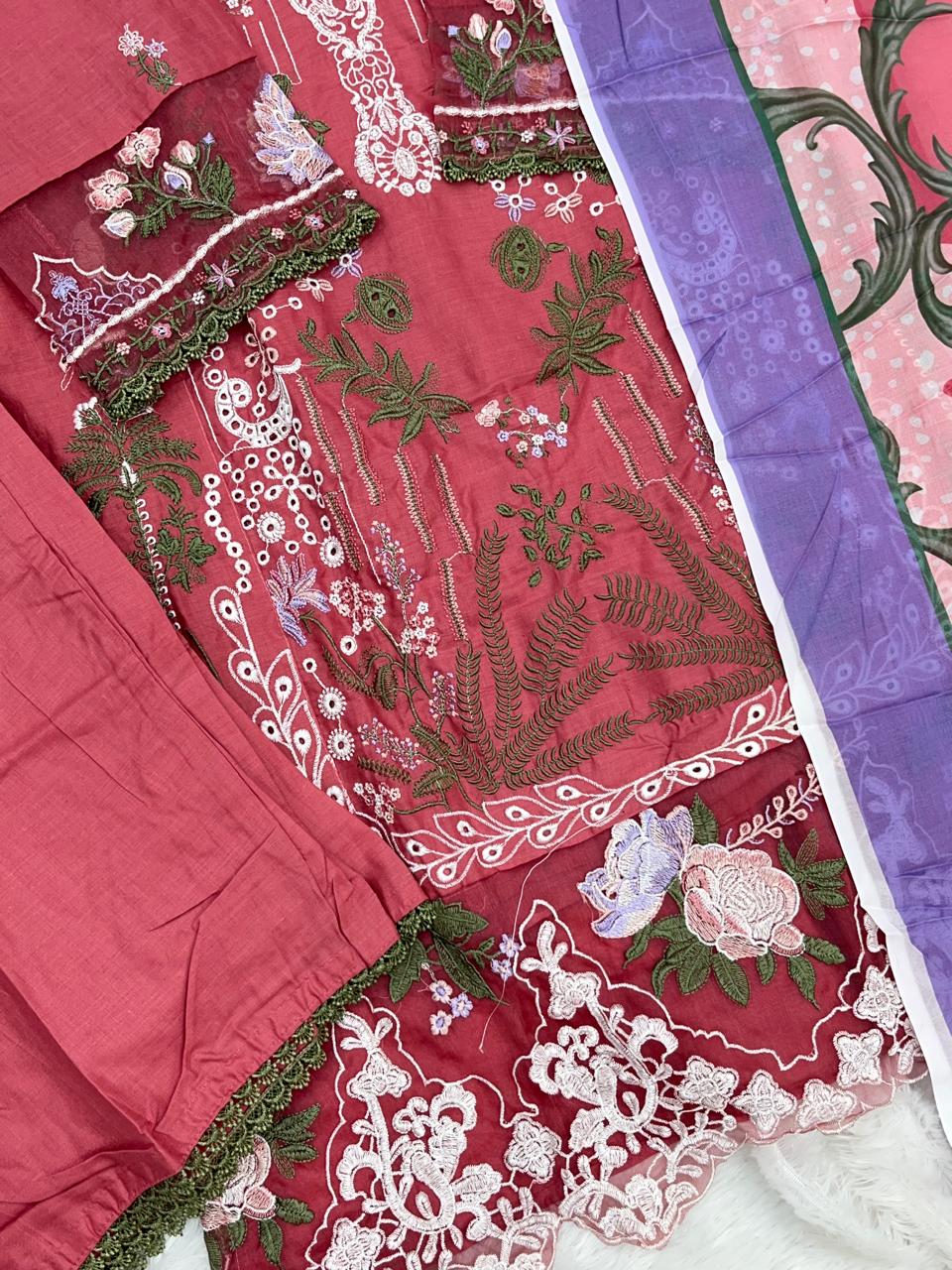 1372 Pakistani Embroidered Lawn Suit