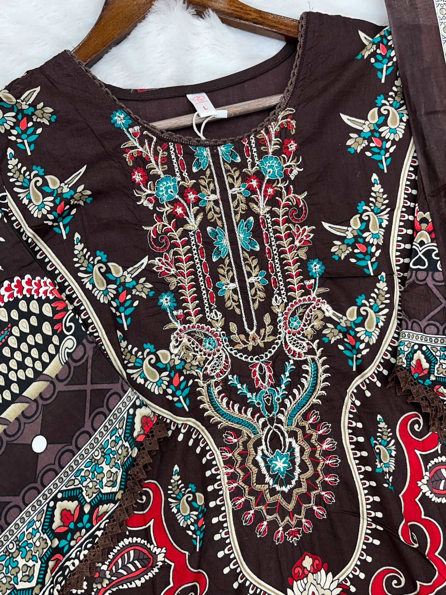 1214 Pakistani Embroidered Suit