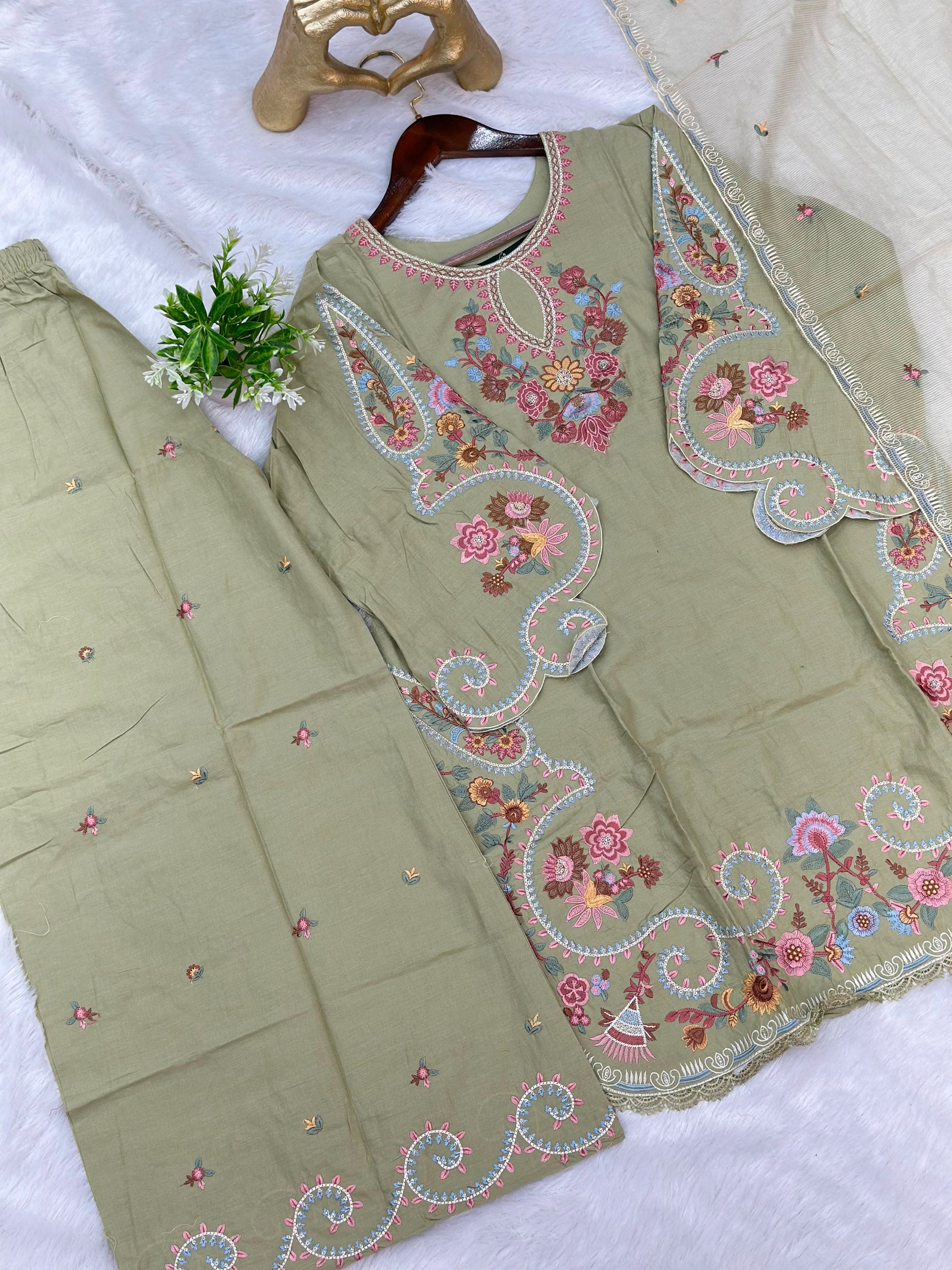 708 Pakistani Embroidery Coord set -  Pista