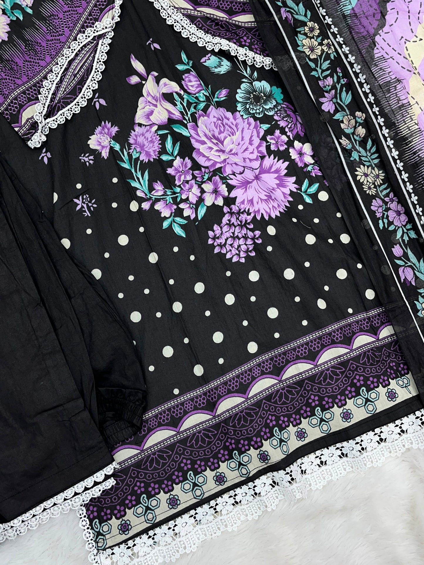 1252 Pakistani Printed Suit