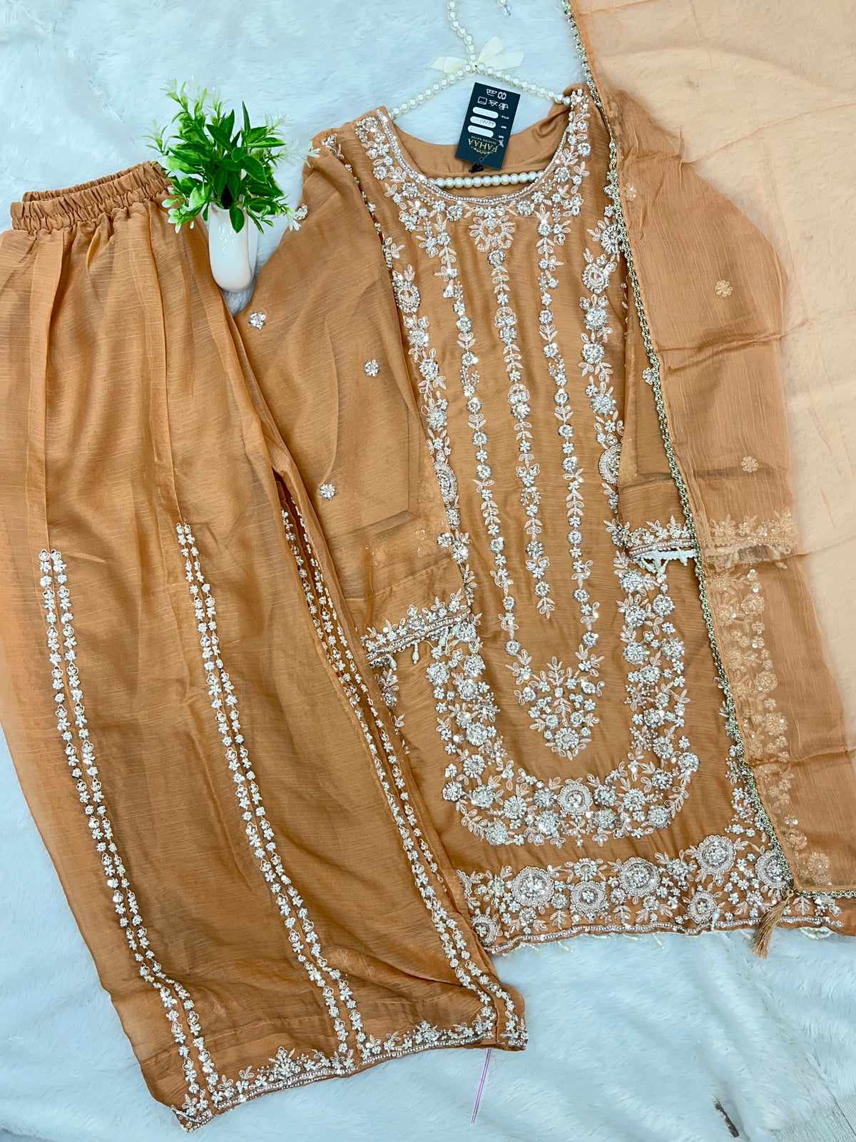 1429 Heavy Pakistani Partywear - Peach