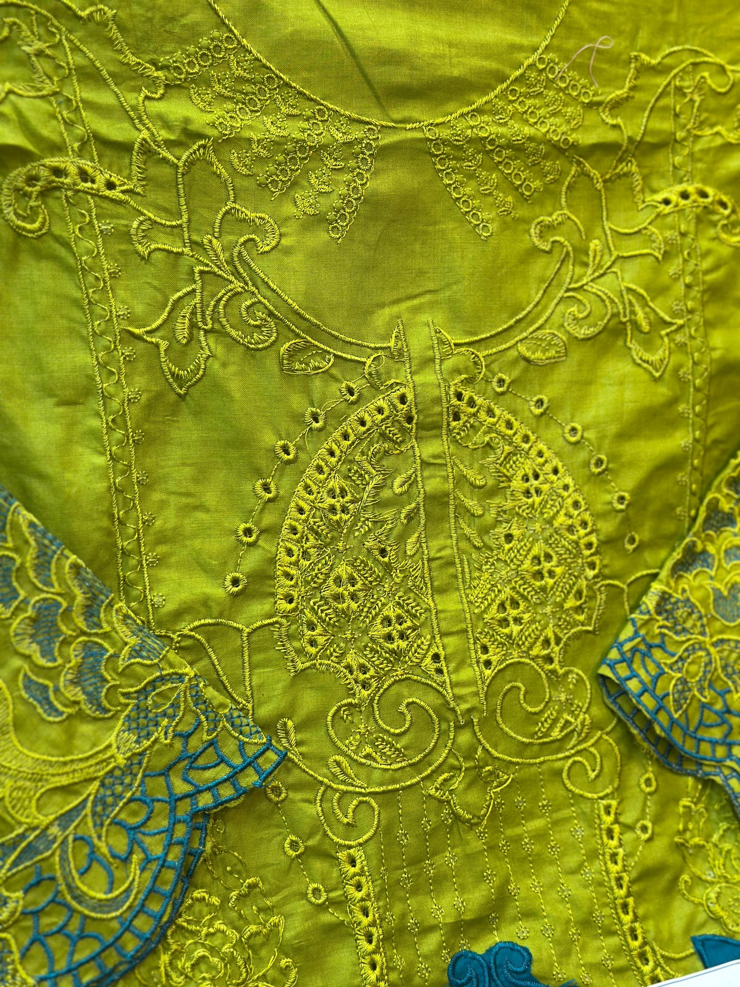 527 Maria-B Unstitched suit
