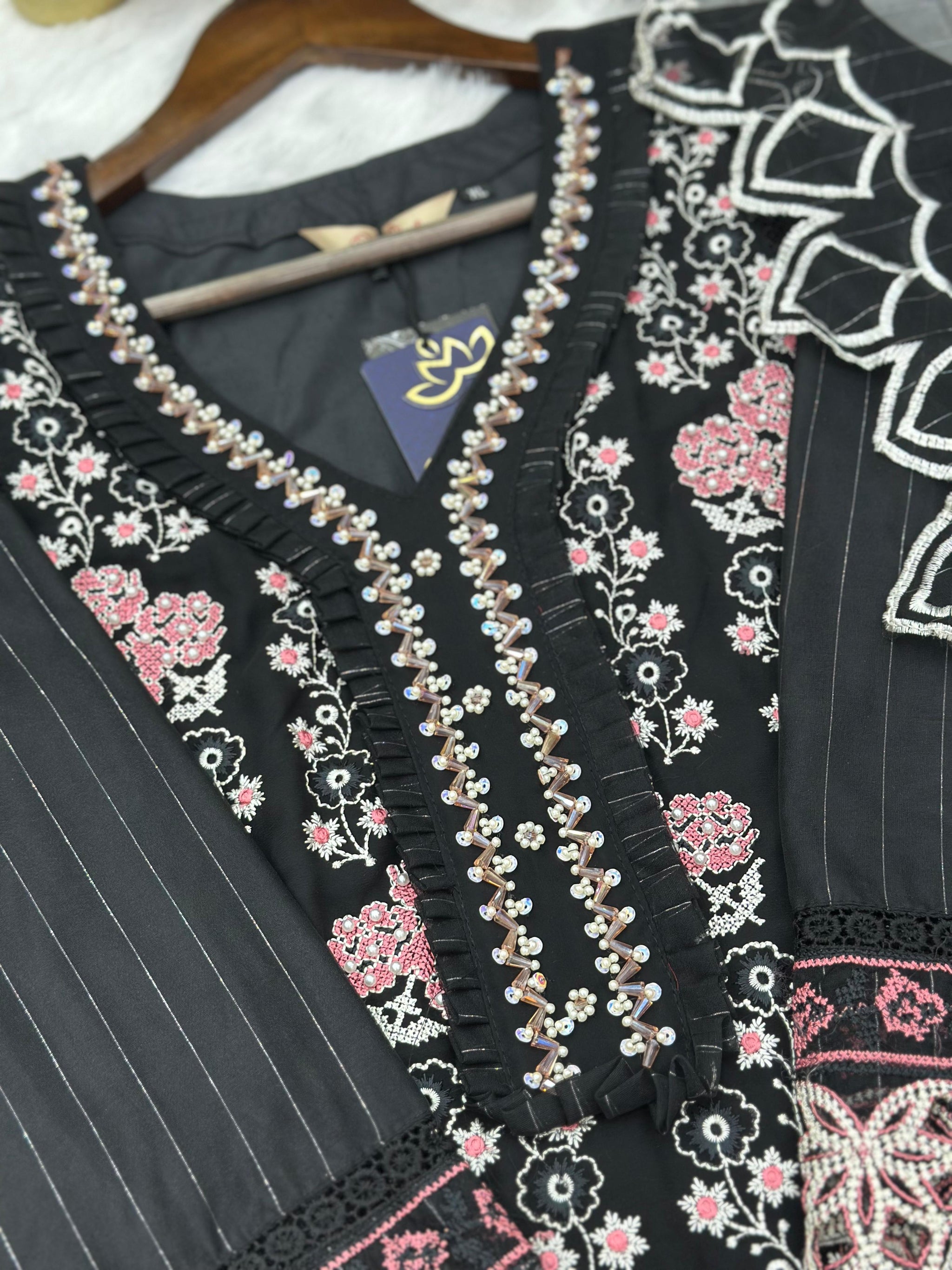 695 Motifz Party-wear