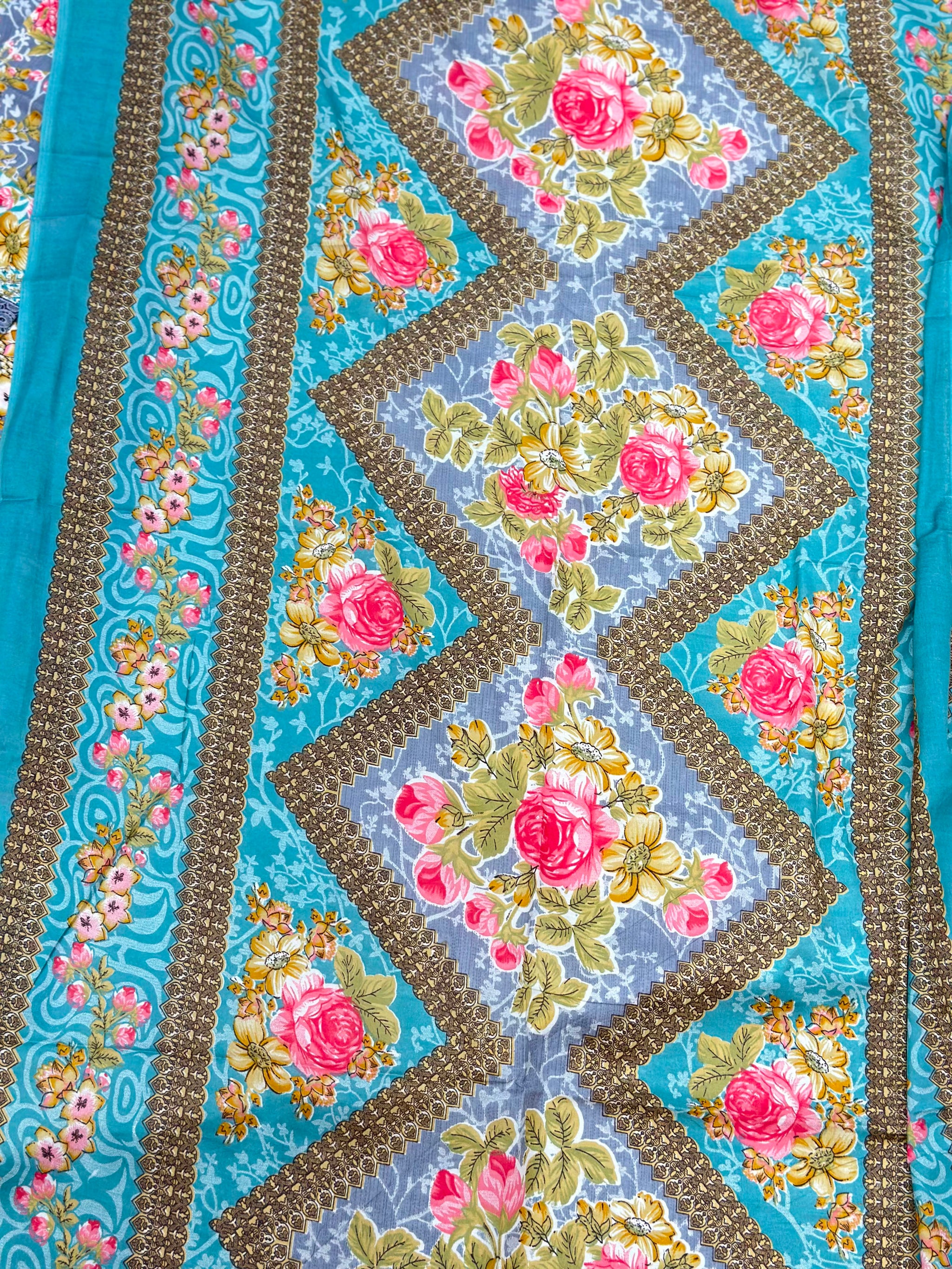 1053 Pakistani Embroidered Suit