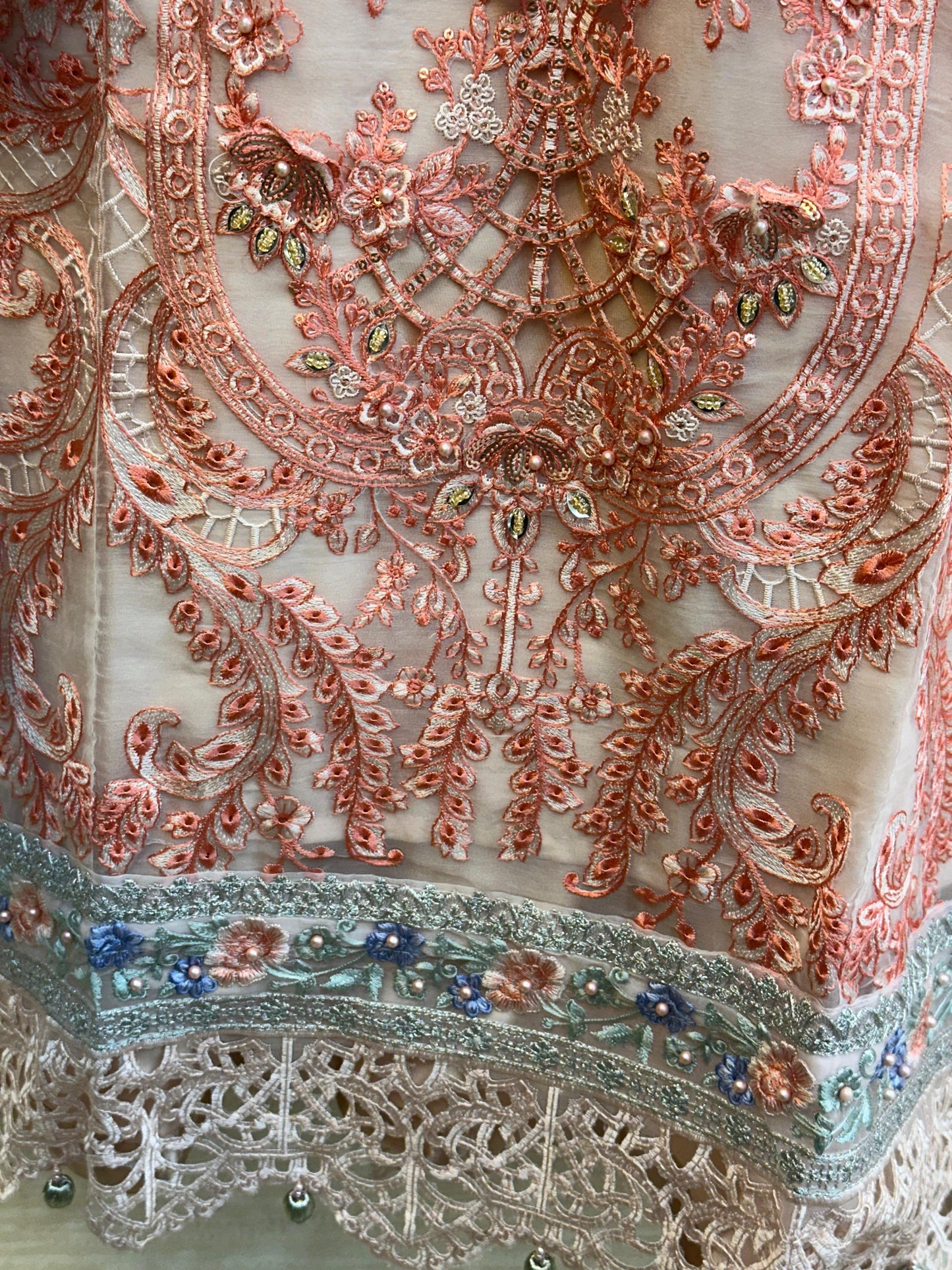 377 Majestic Original Agaah Noor Ensemble