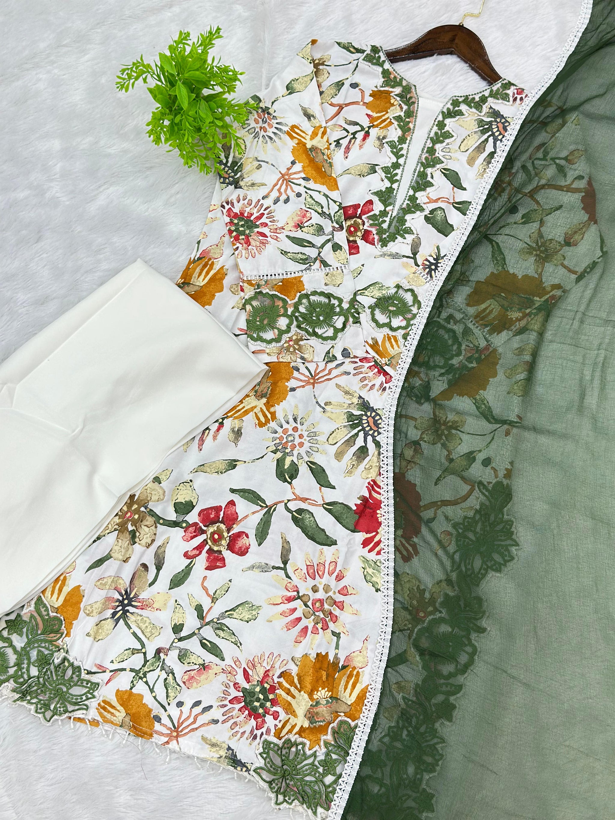 819 Readymade Pakistani Printed Coord-Set