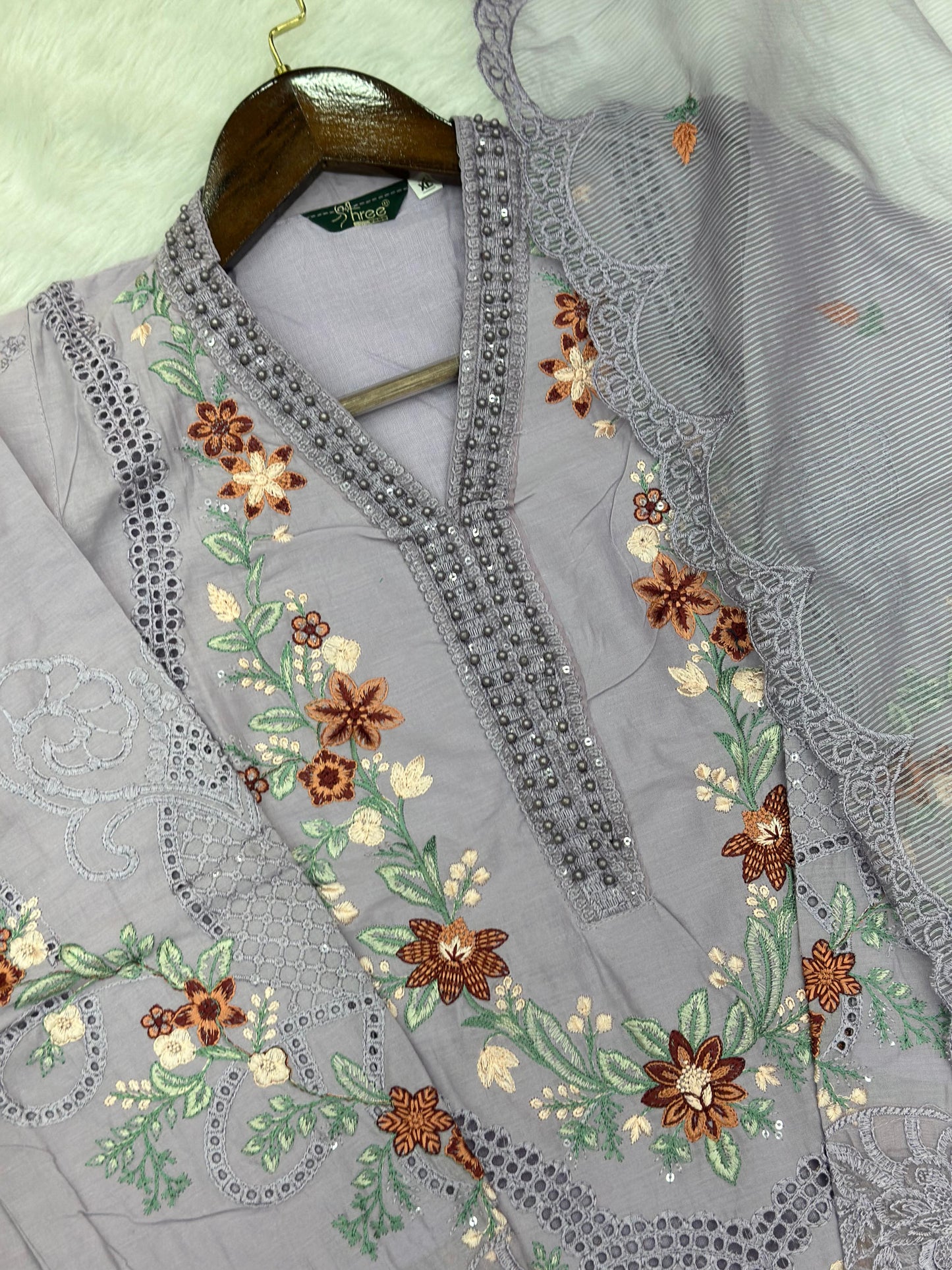 780 Readymade Pakistani Heavy Embroidered Lawn