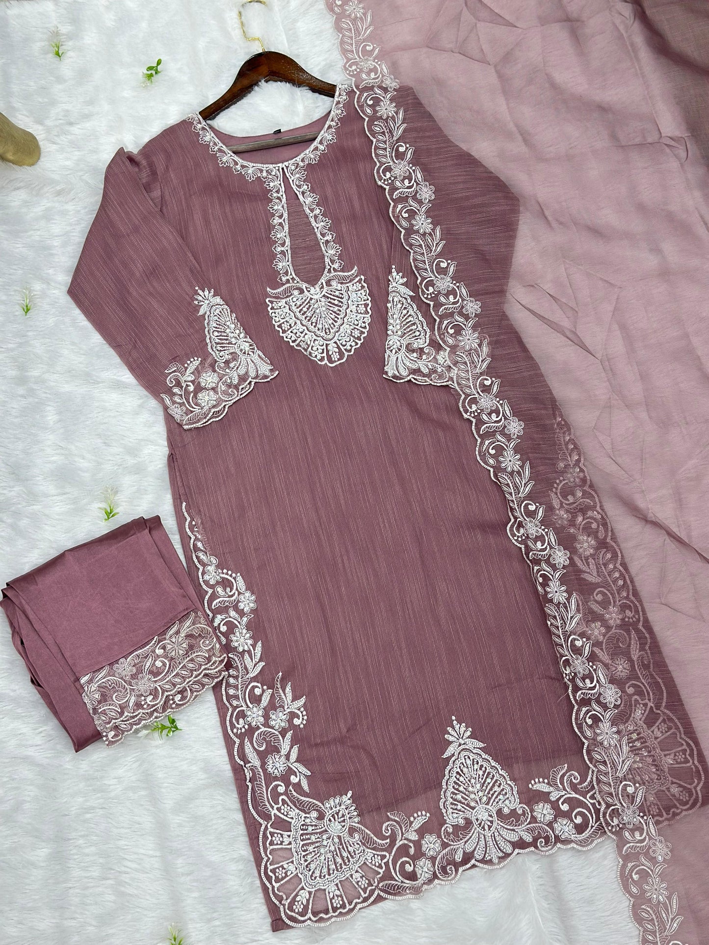 623 Premium Embroidered Pakistani Party Wear - Pink