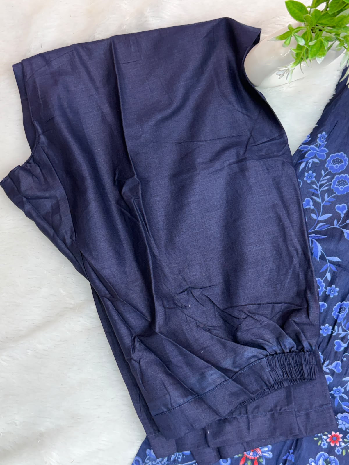 1450 Pakistani Embroidered Suit - Plum Violet