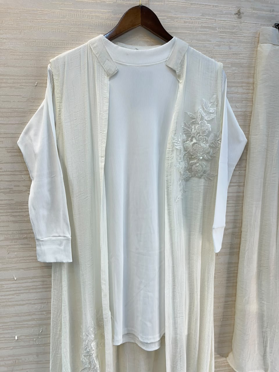 1191 Embroidered Shrug Coord Set - Pearl White
