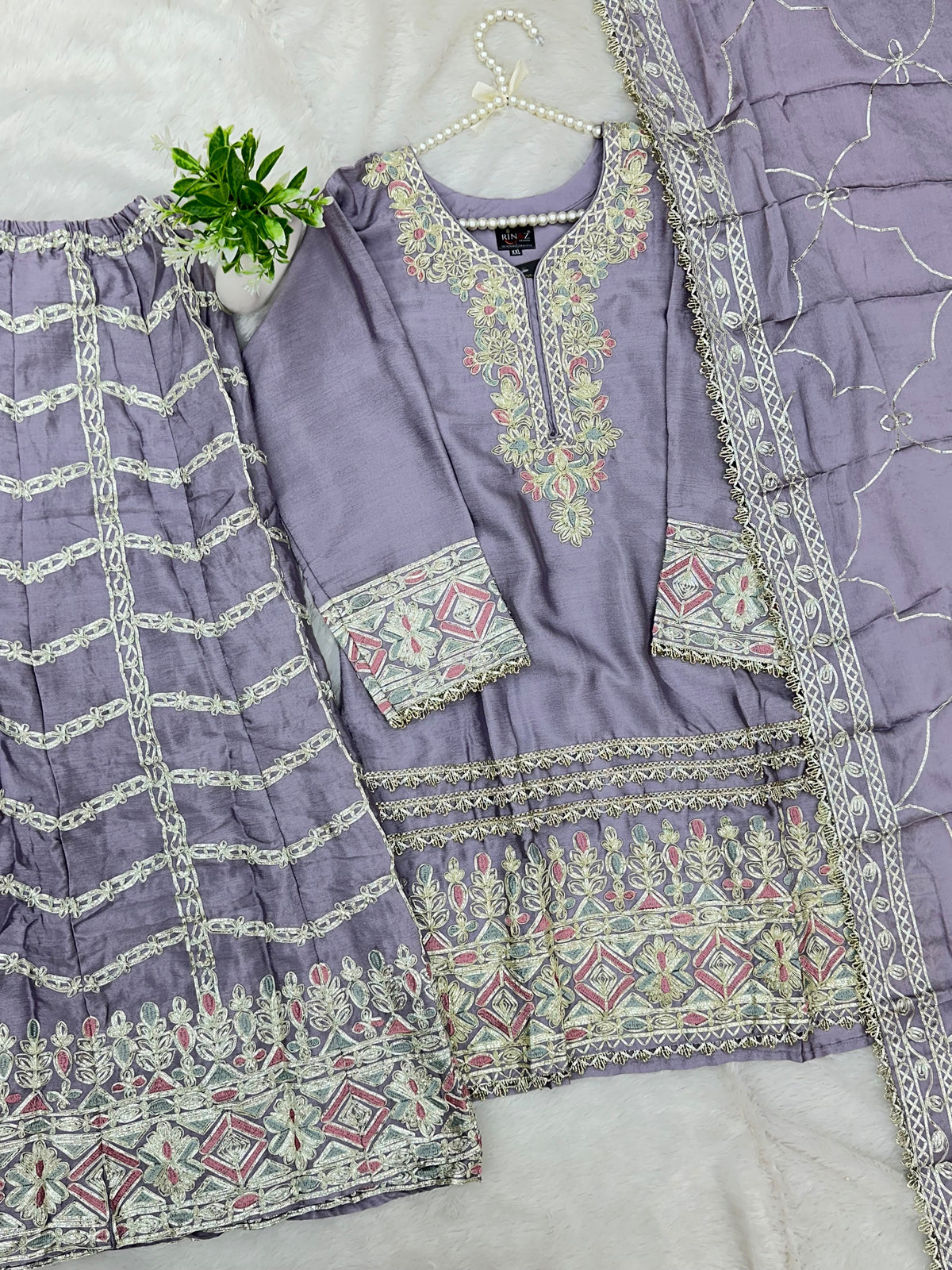 1435 Heavy Pakistani Partywear - Greyish Purple