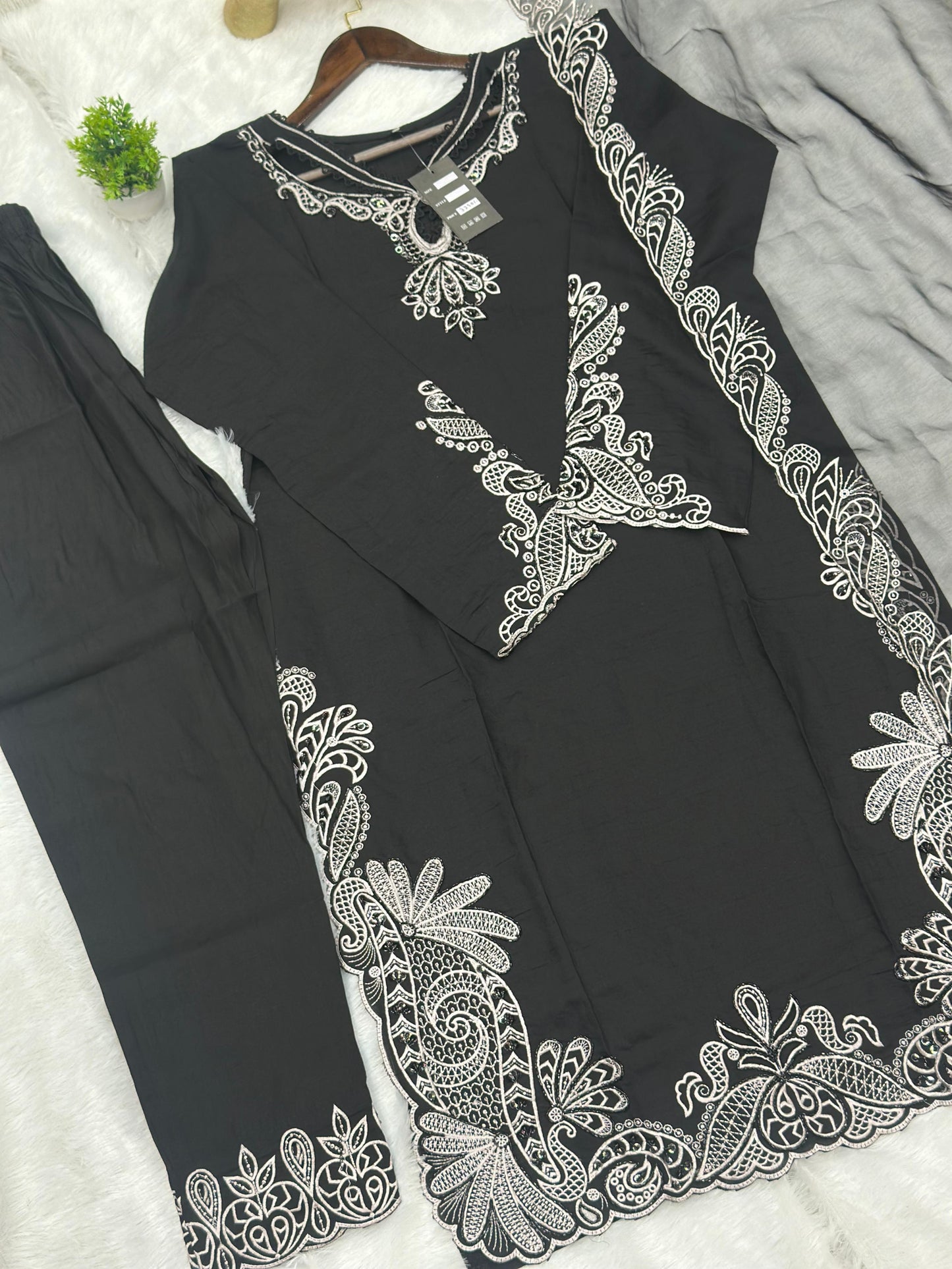 702 Pakistani Cut-Work Party-wear