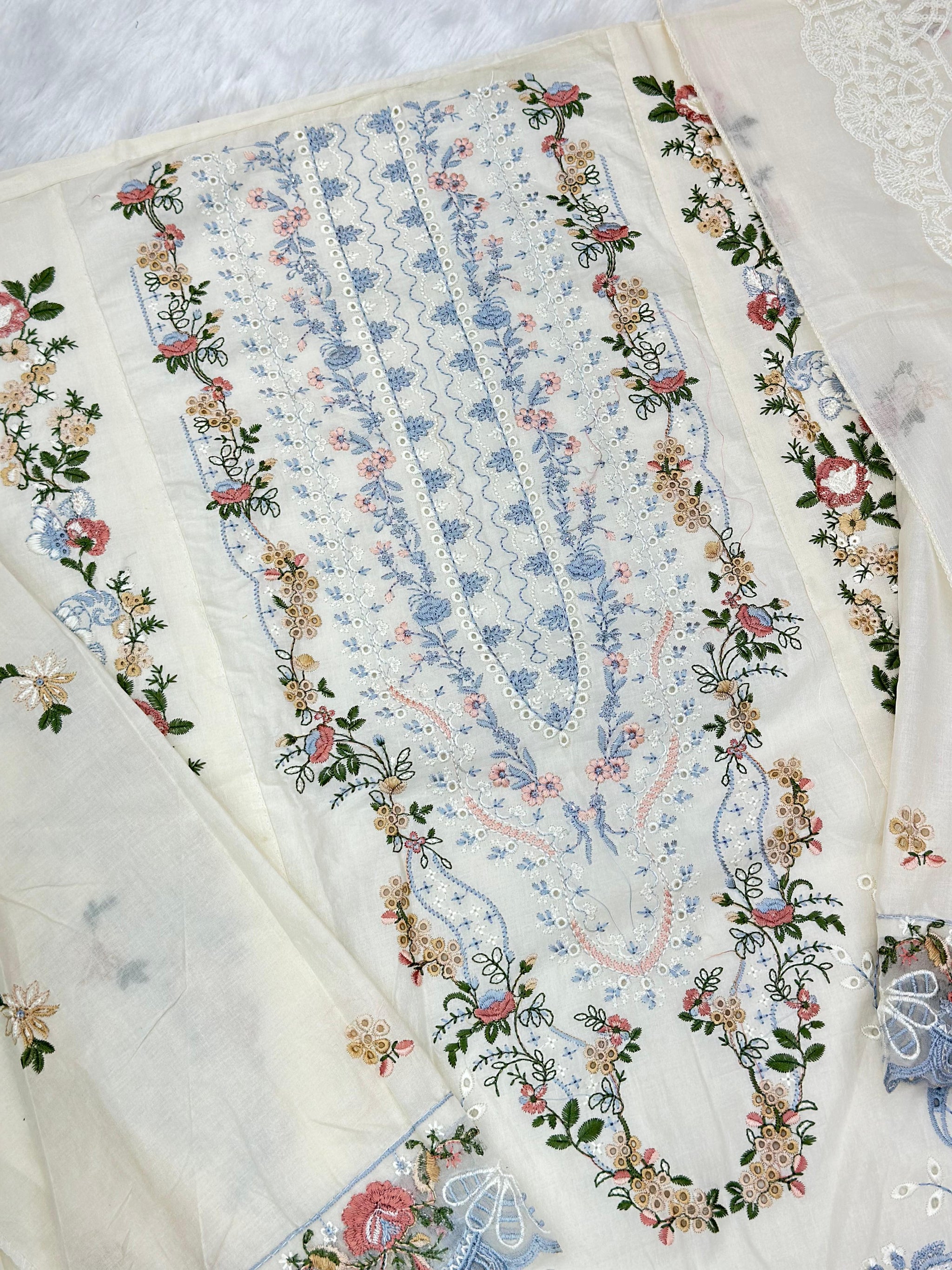 834 Elaf Pakistani Unstitched chikan Lawn Suit