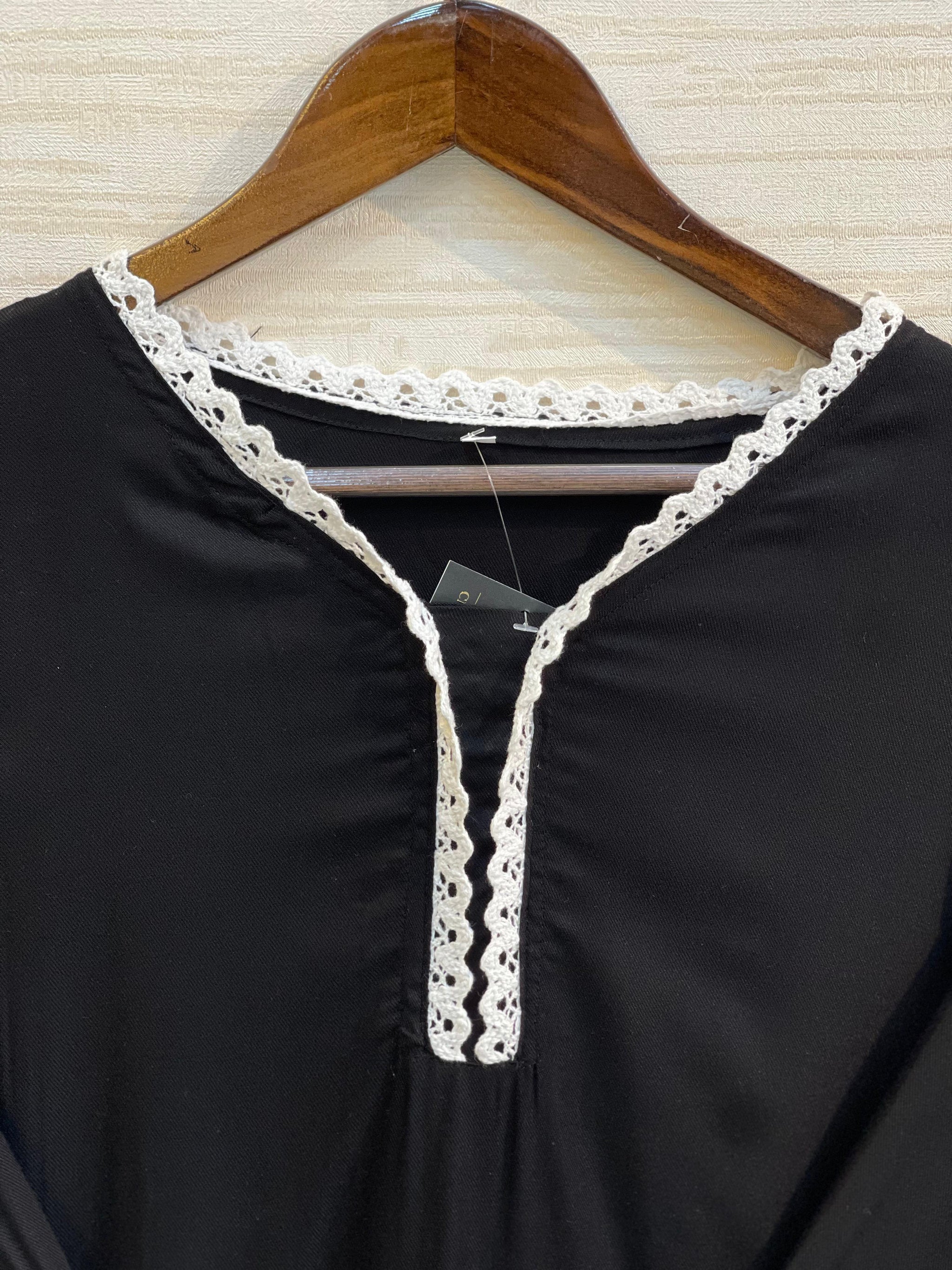 507 Black - Lace Trimmed Cordset