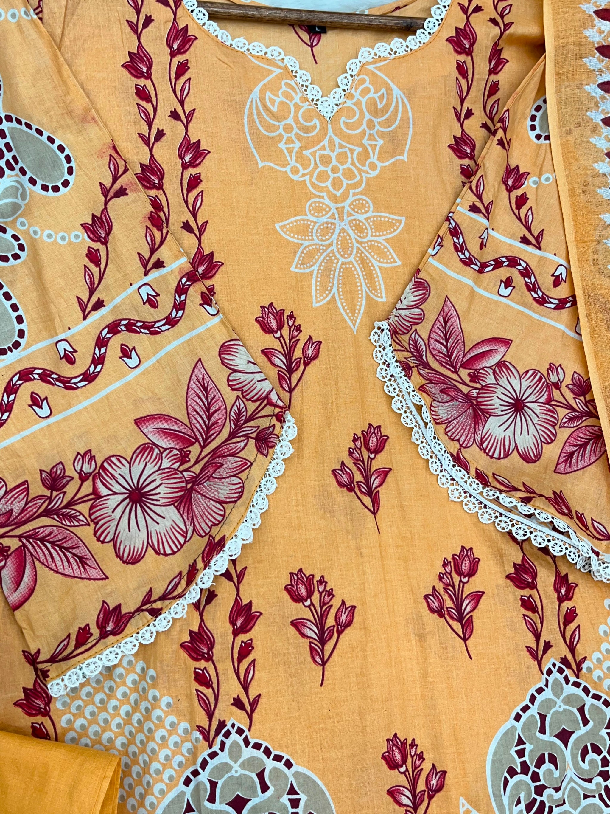 1324 Pakistani Printed Suit