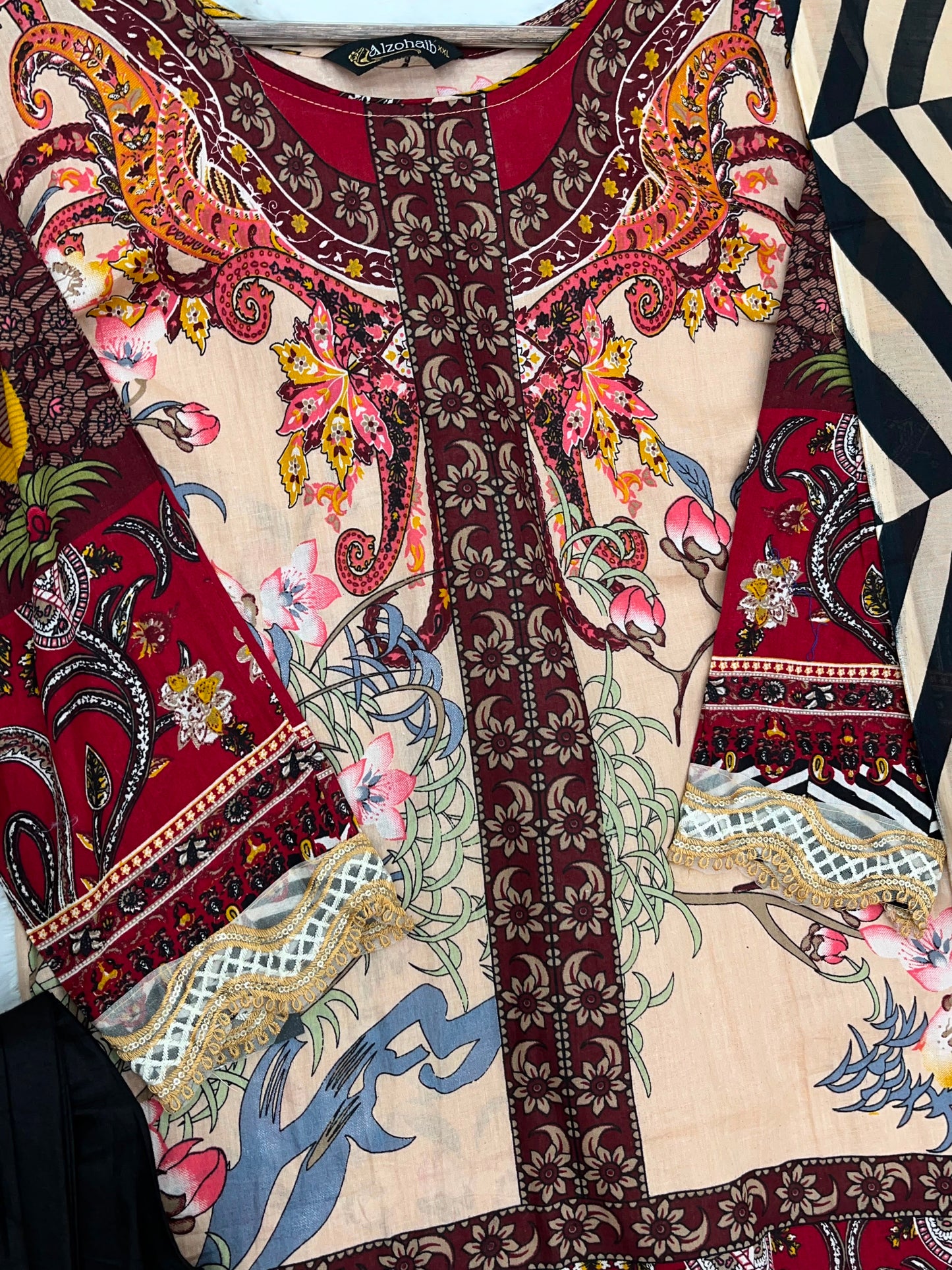1334 Pakistani Lawn Suit