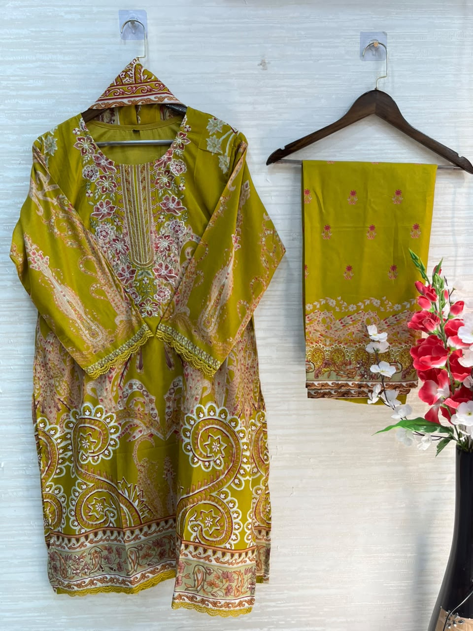 1104 Pakistani Embroidered Suit