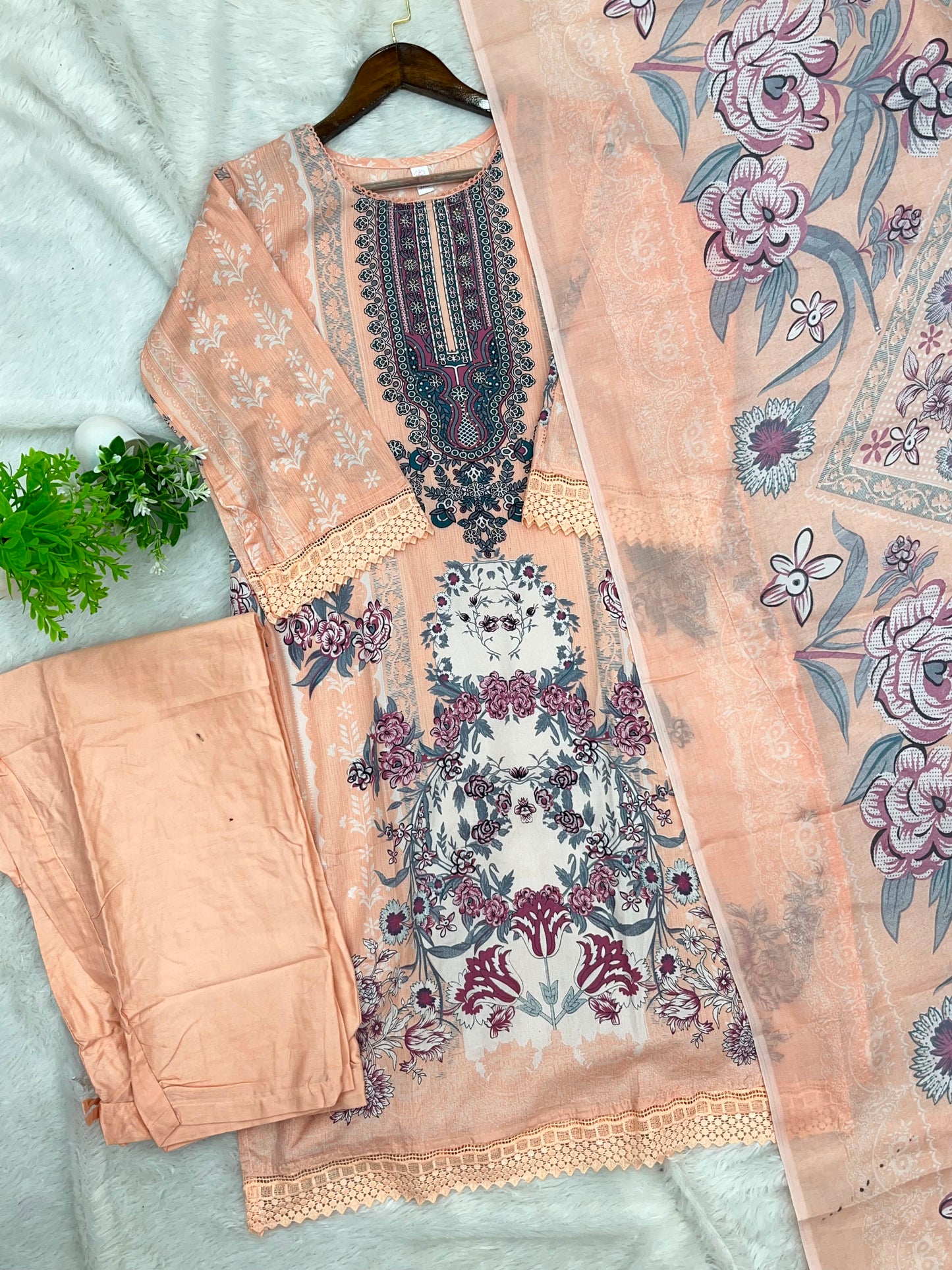 1260 Pakistani Printed Suit