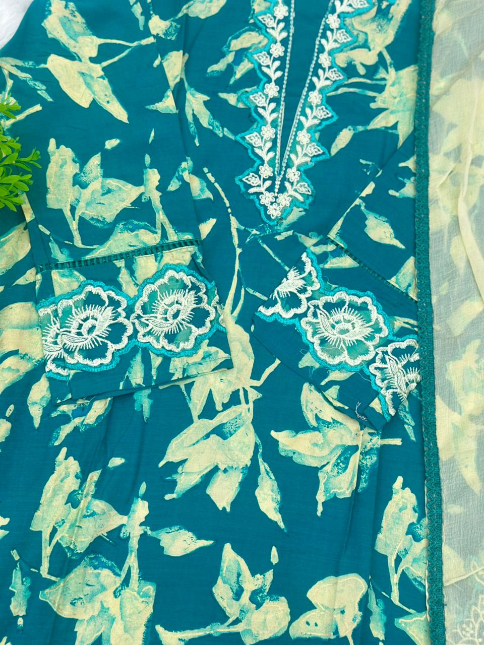 812 Readymade Pakistani Printed Coord-Set