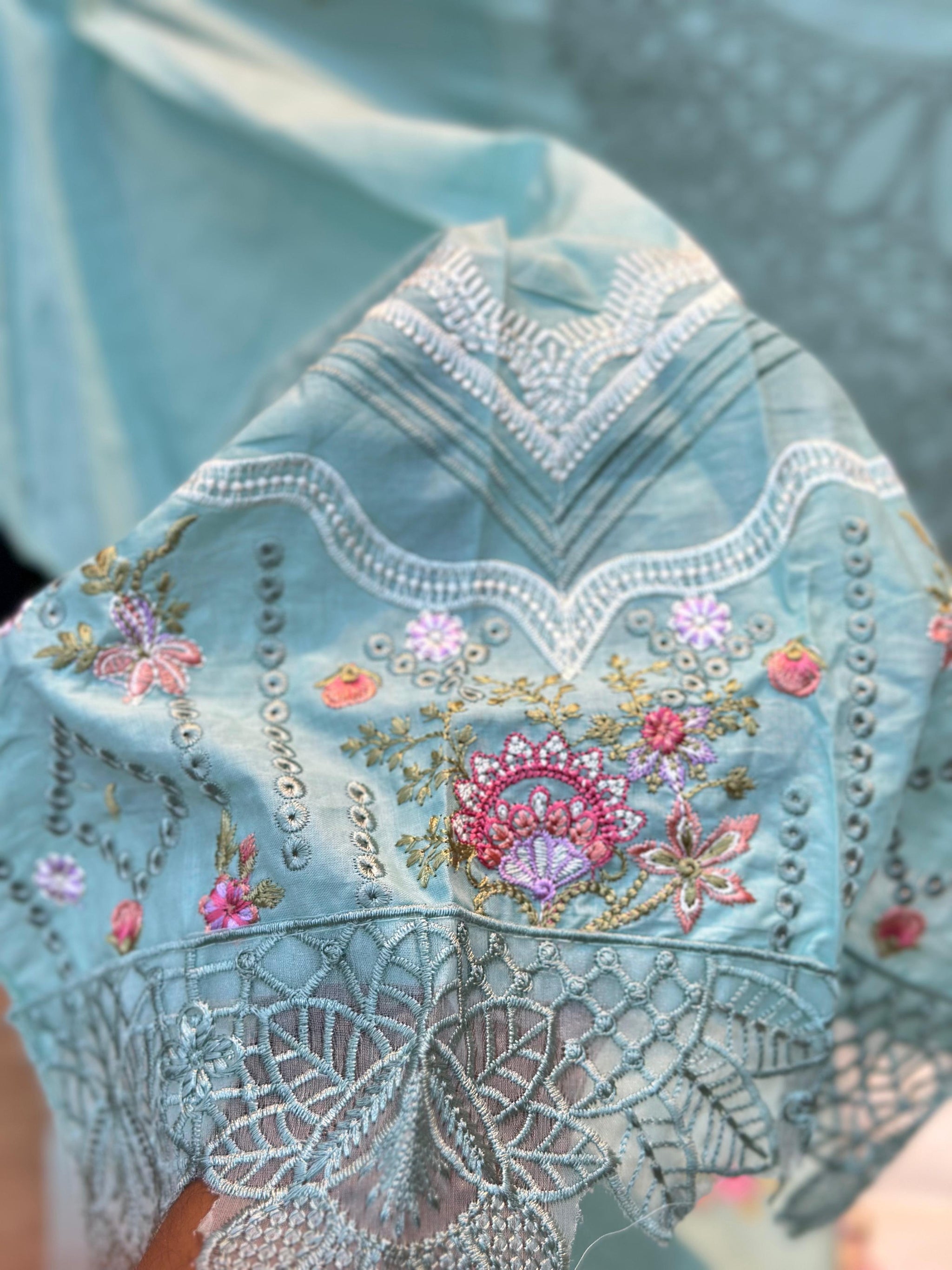 525 Elaf Unstitched suit