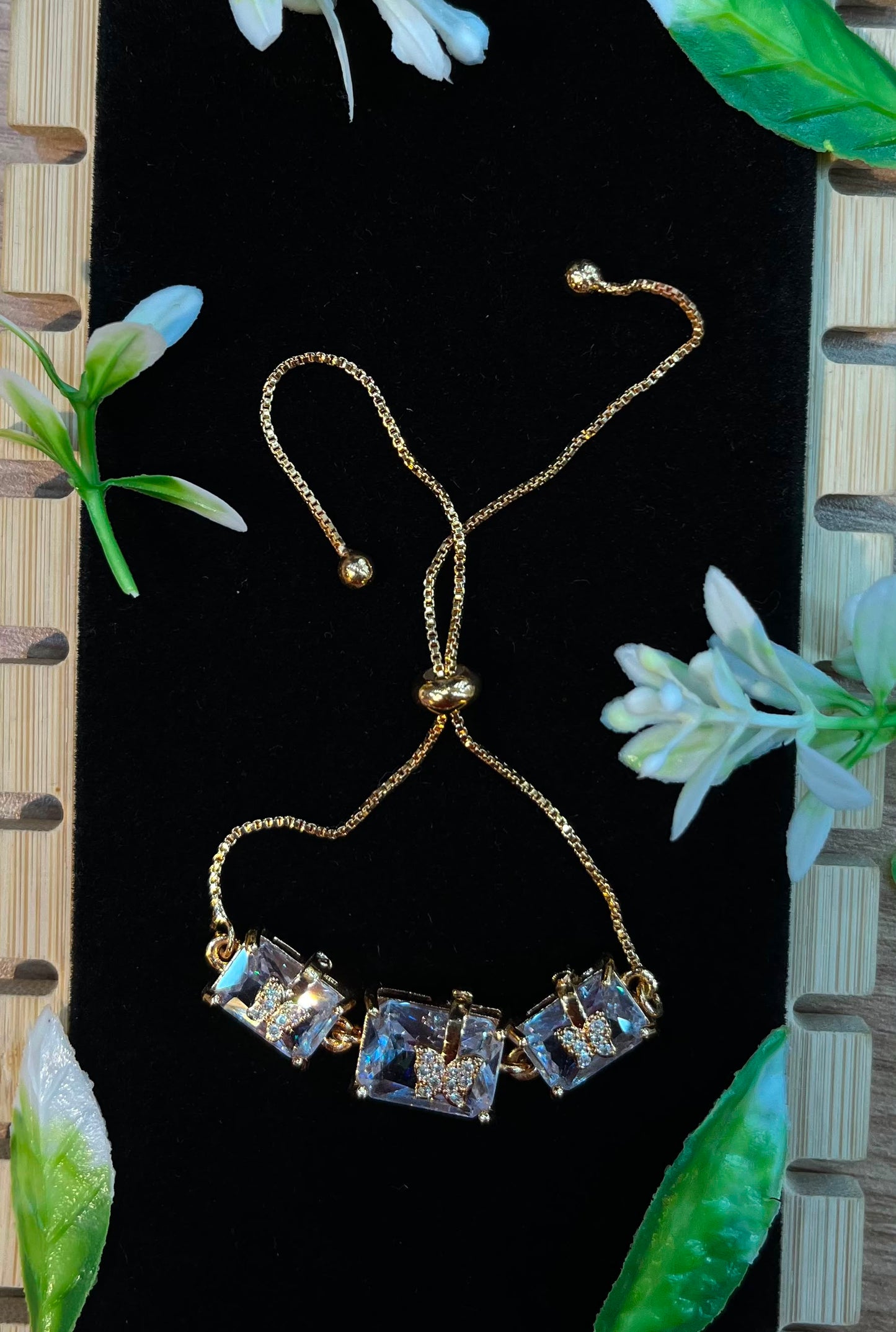 1137 Royal Sparkle Adjustable Stone Bracelet