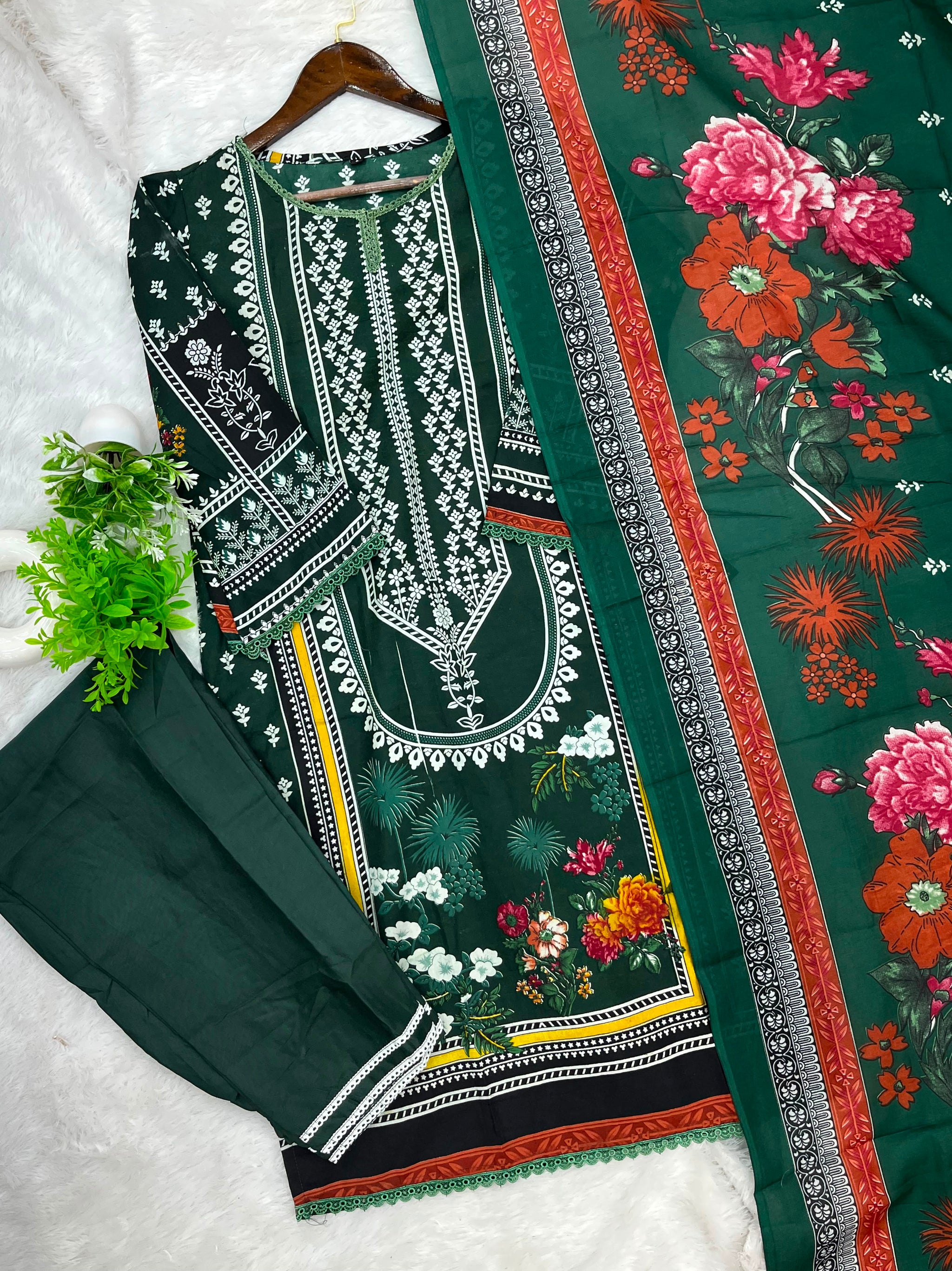1275 Pakistani Printed Suit